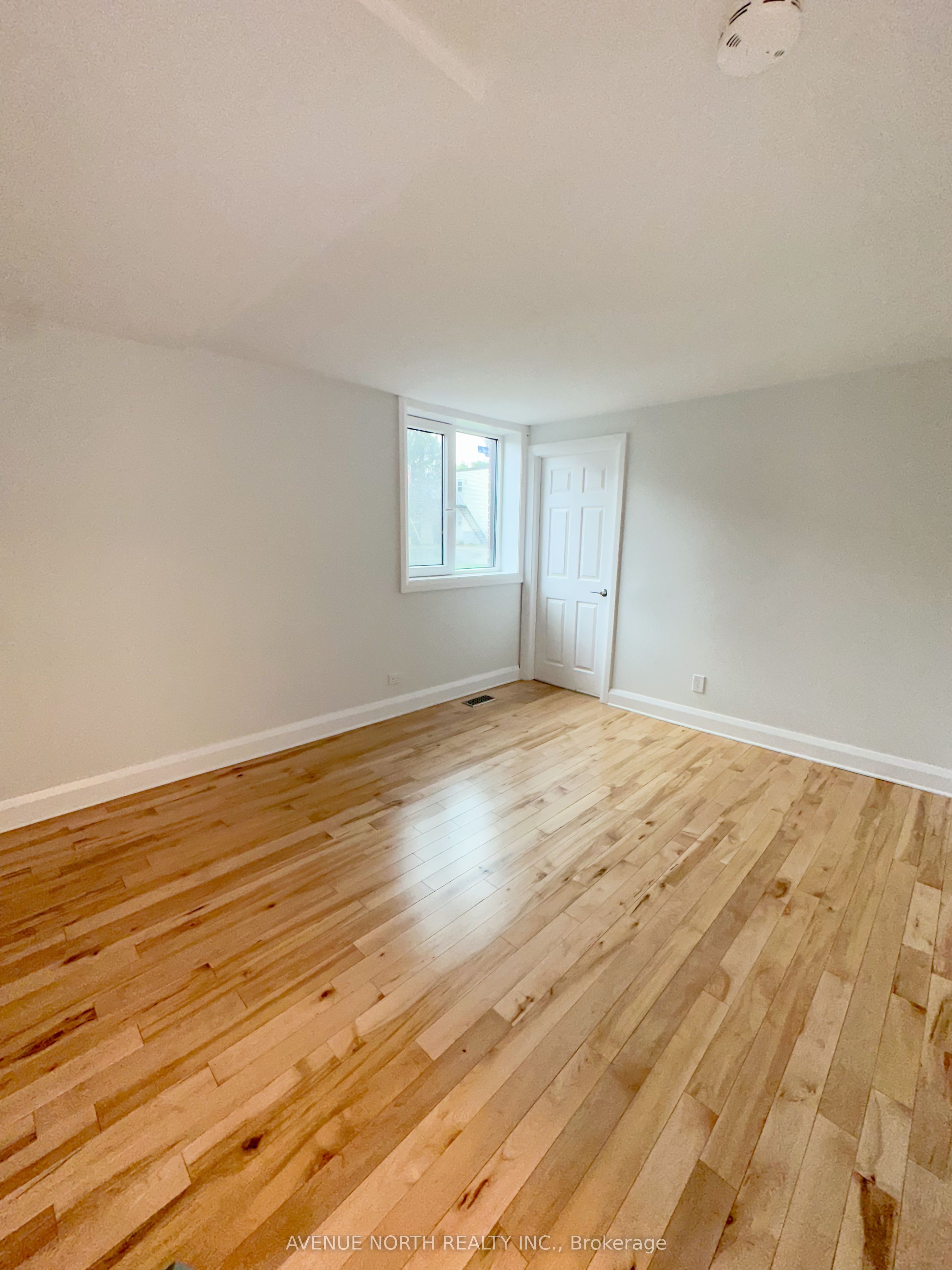 199 Ste Anne Street, Vanier and Kingsview Park, ON K1L 7B8 photo 5