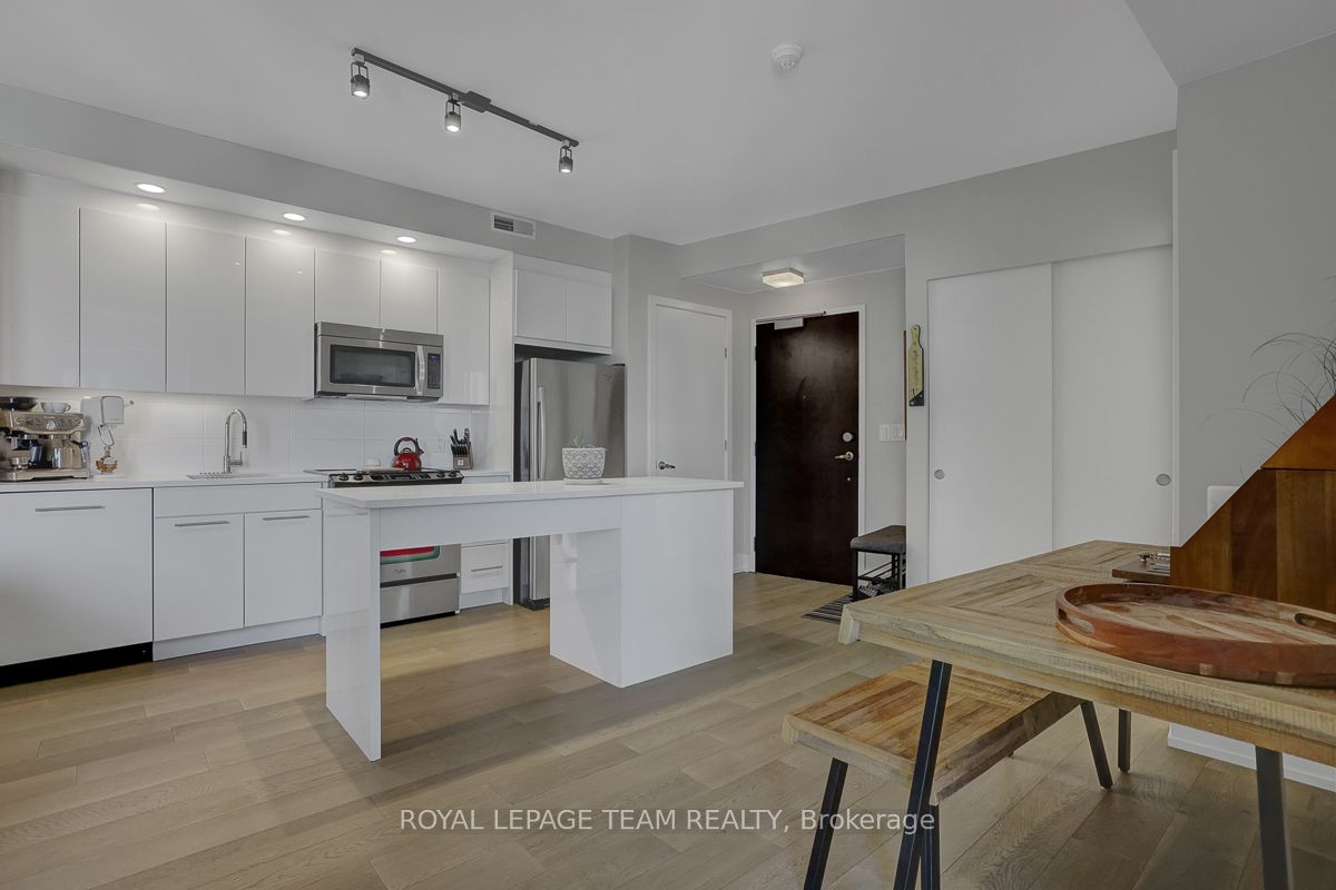 360 Patricia Avenue 712, Westboro - Hampton Park, ON K1Z 6W1 photo 3