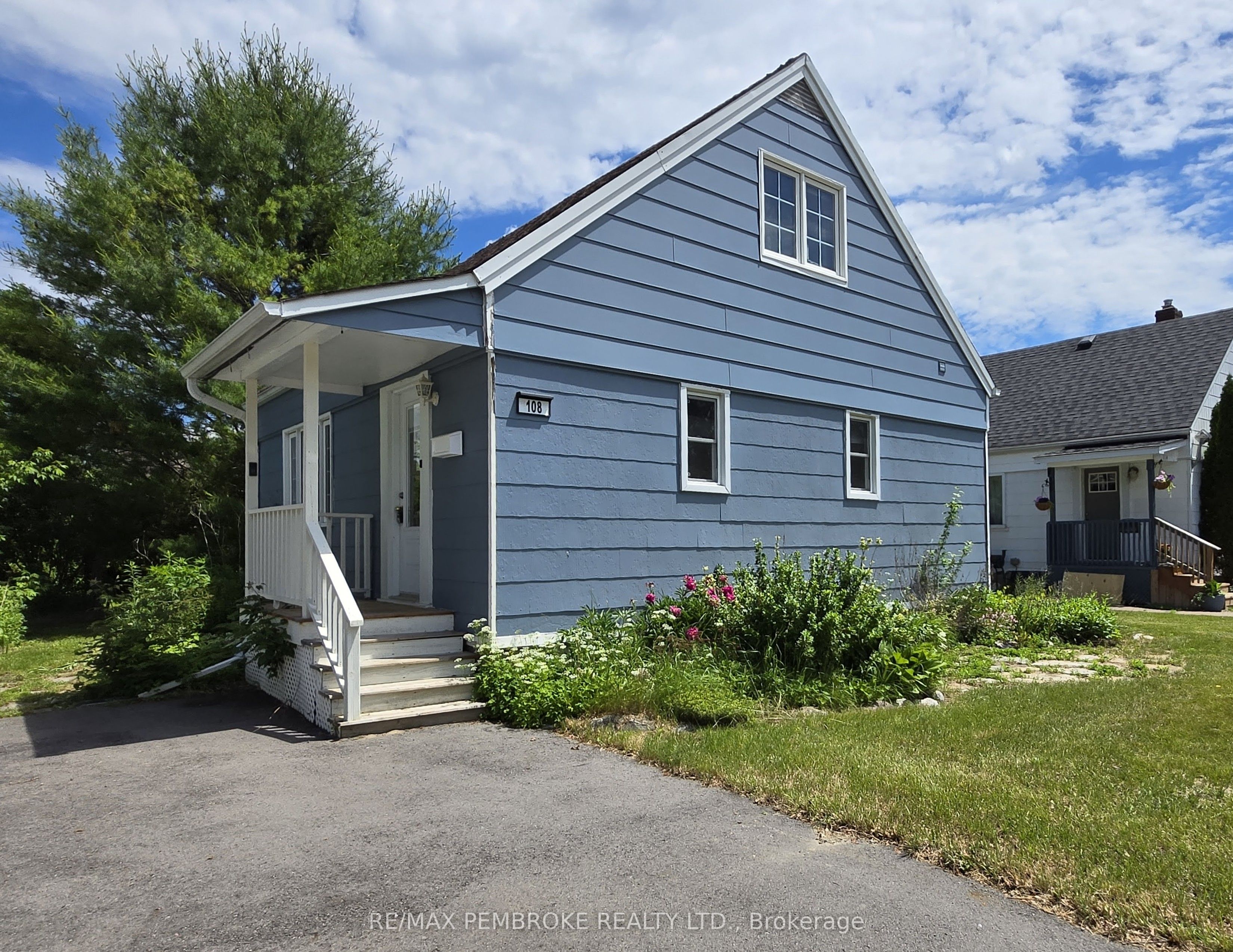 108 Third Avenue, Arnprior, ON K7S 1Y8 photo 2