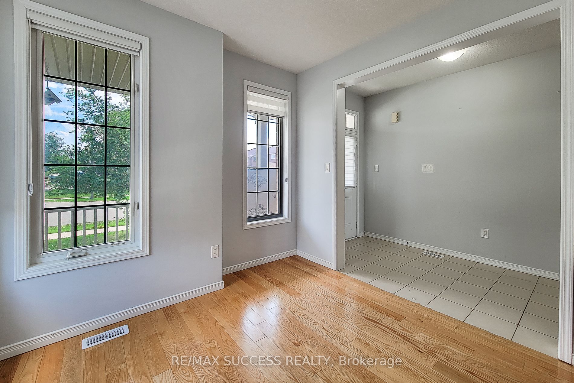 2 Turnbull Drive, Brantford, ON N3T 0K4 photo 5