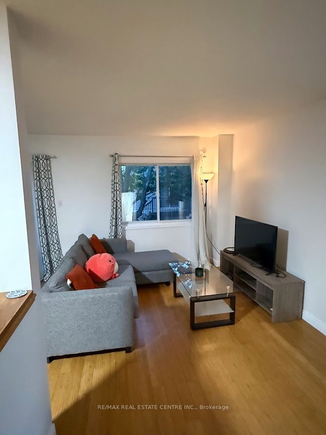 185 Highland Crescent 1, Kitchener, ON N2M 5P8 photo 5