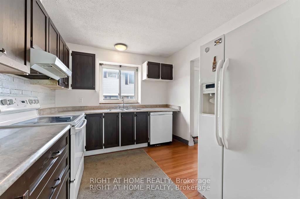 5 Hadley Circle 21, Bells Corners and South to Fallowfield, ON K2H 6P1 photo 5