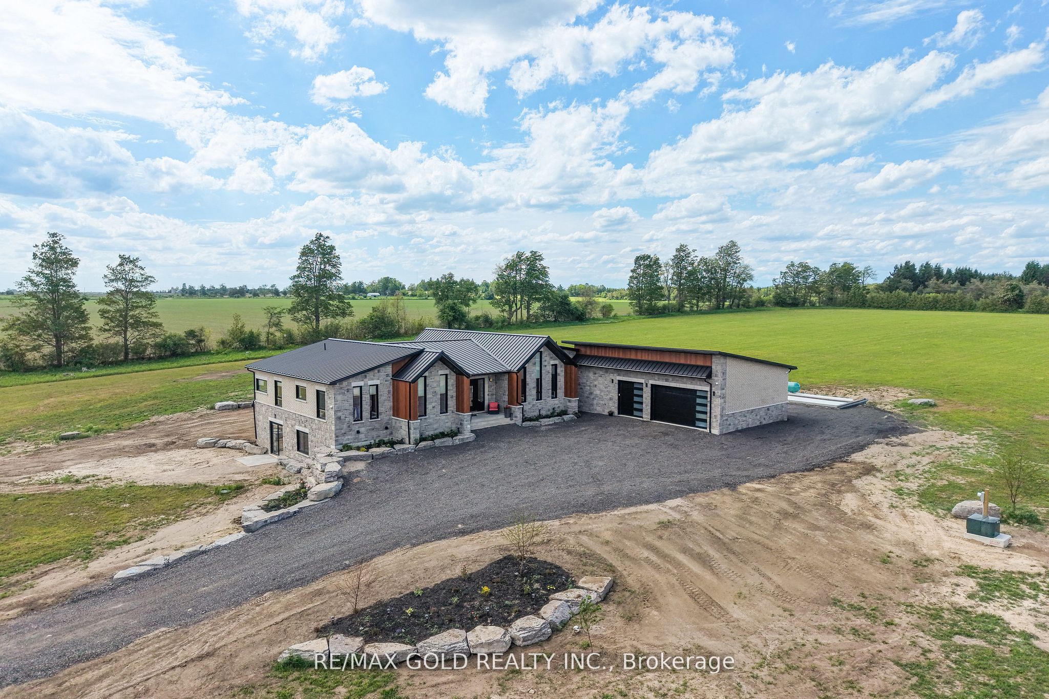 554068 Mono Amaranth Townline, Amaranth, ON L9W 0T1
