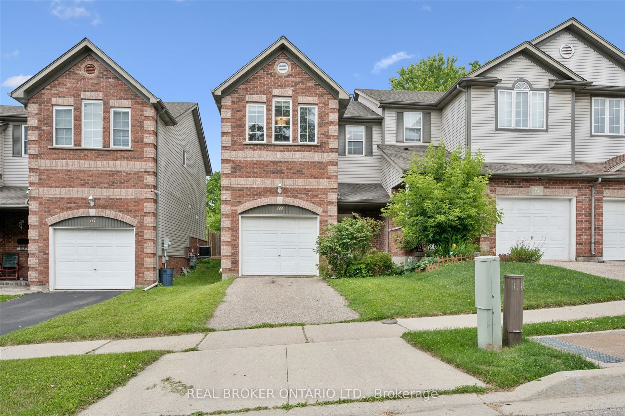 69 Woolwich Street, Kitchener, ON N2K 1S2 photo 2