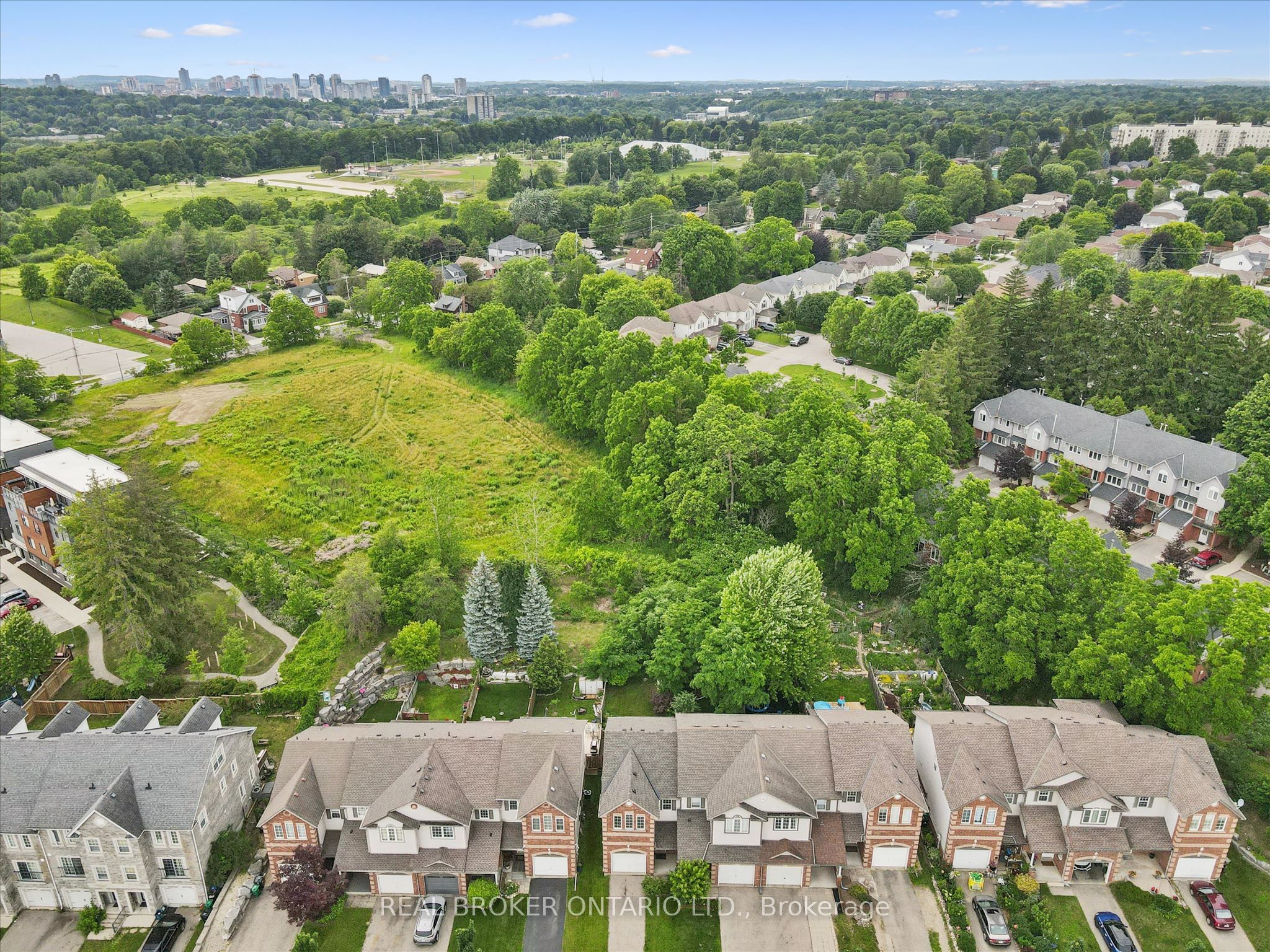 69 Woolwich Street, Kitchener, ON N2K 1S2 photo 3