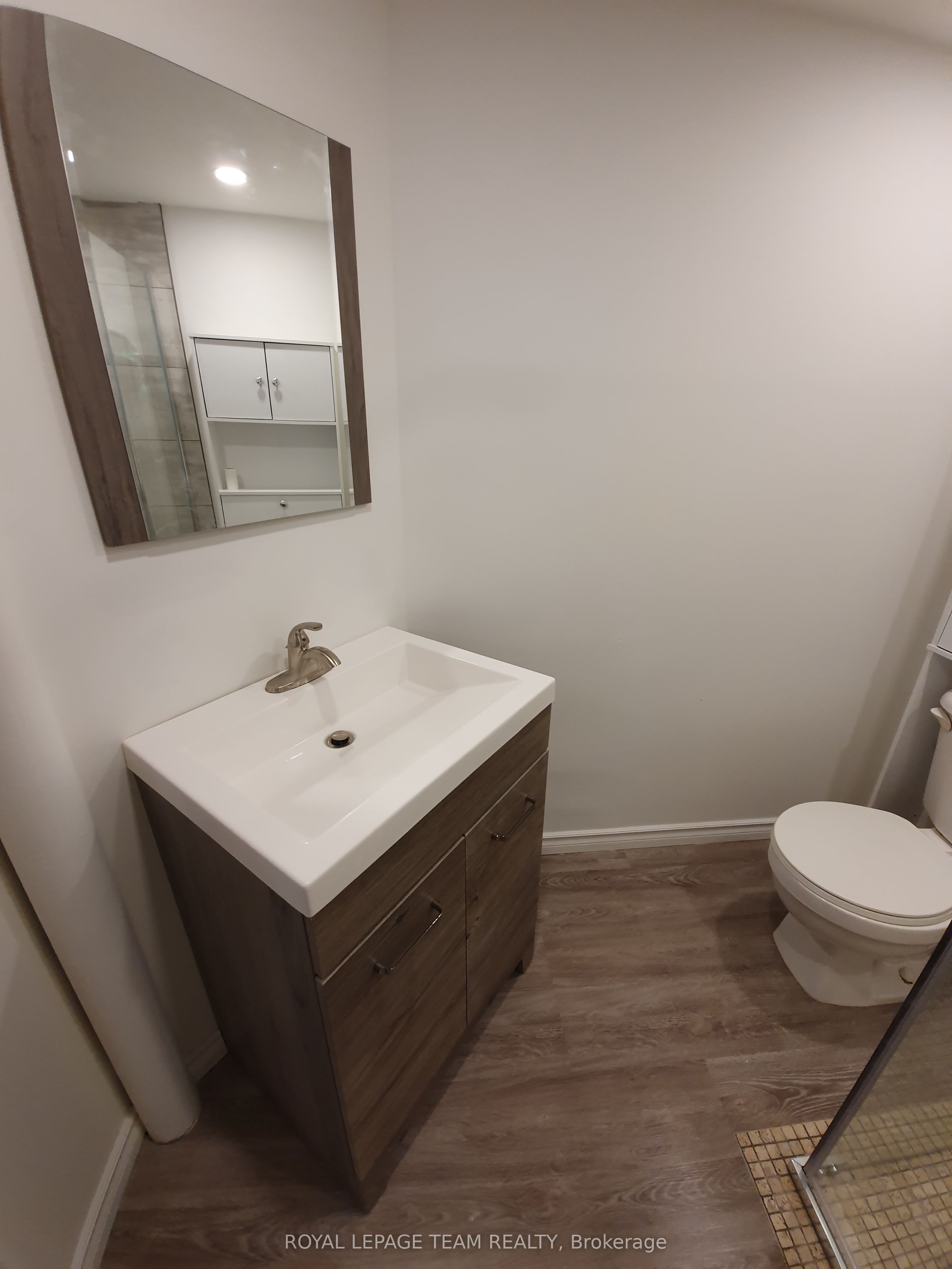 1015 Pinecrest Road, Britannia Heights - Queensway Terrace N and Area, ON K2B 6B6 photo 3