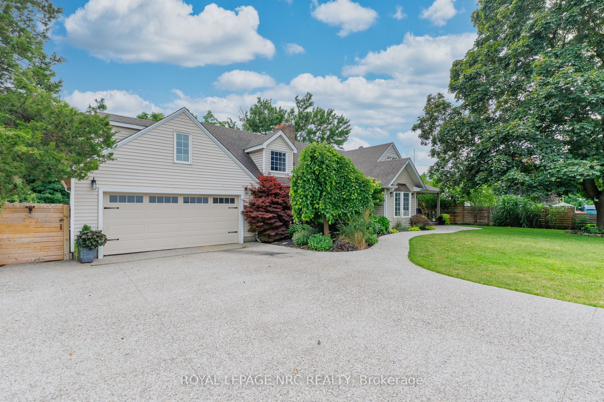 1154 Pelham Road, St. Catharines, ON L2R 6P7 photo 5