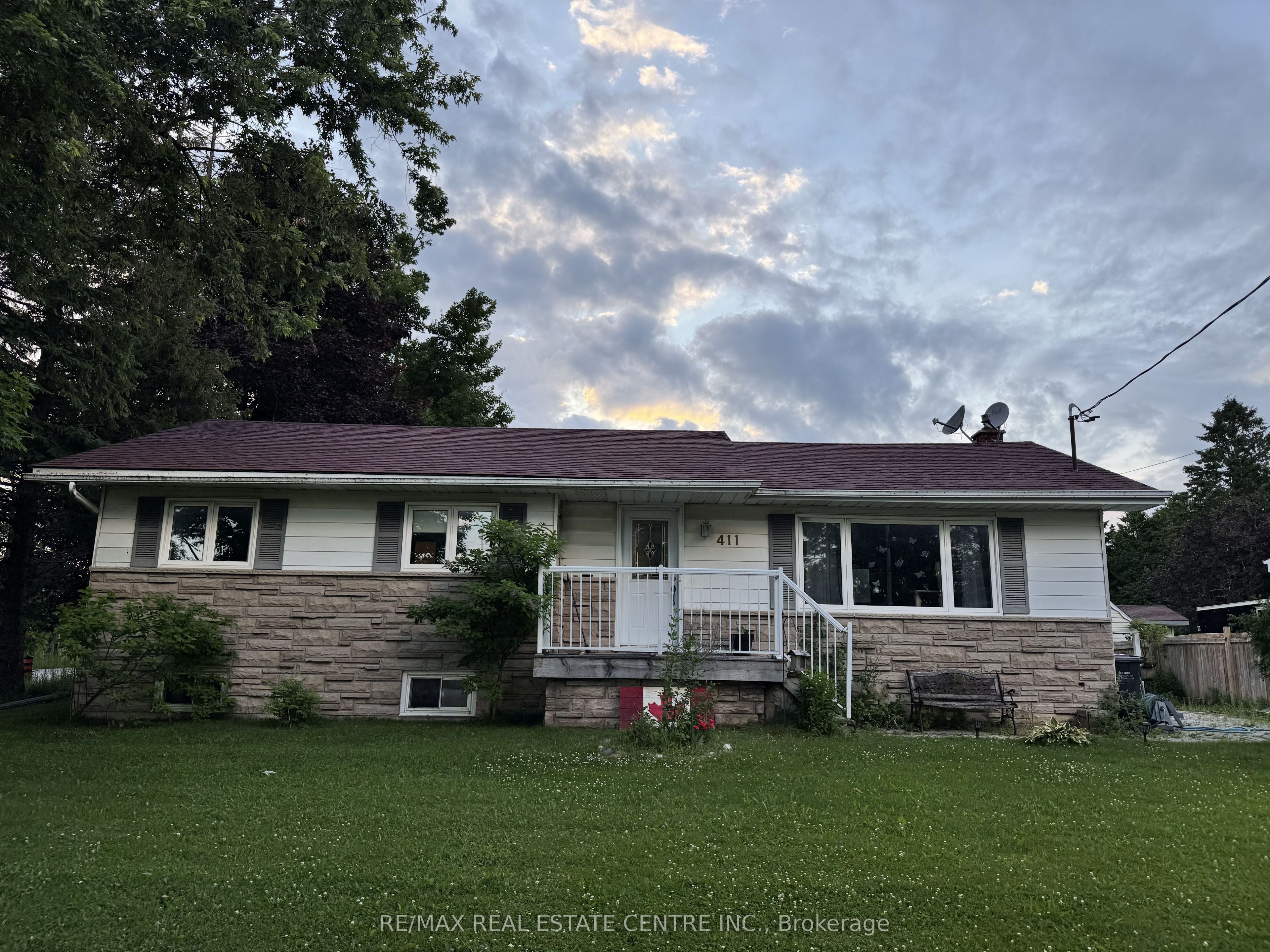 411 Main Street W, Southgate, ON N0C 1B0 photo 3
