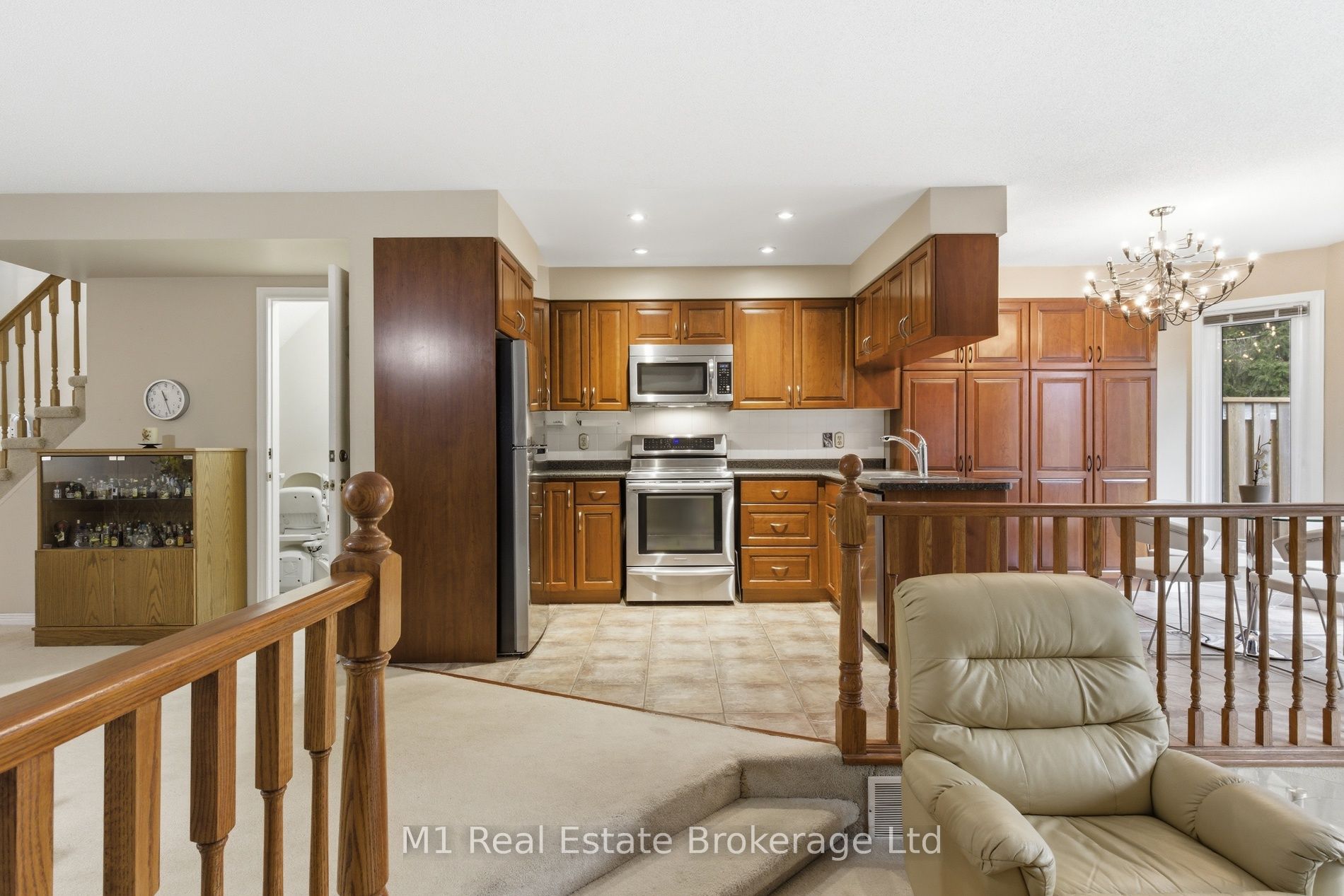 5 Marilyn Drive, Guelph, ON N1H 1G9 photo 2