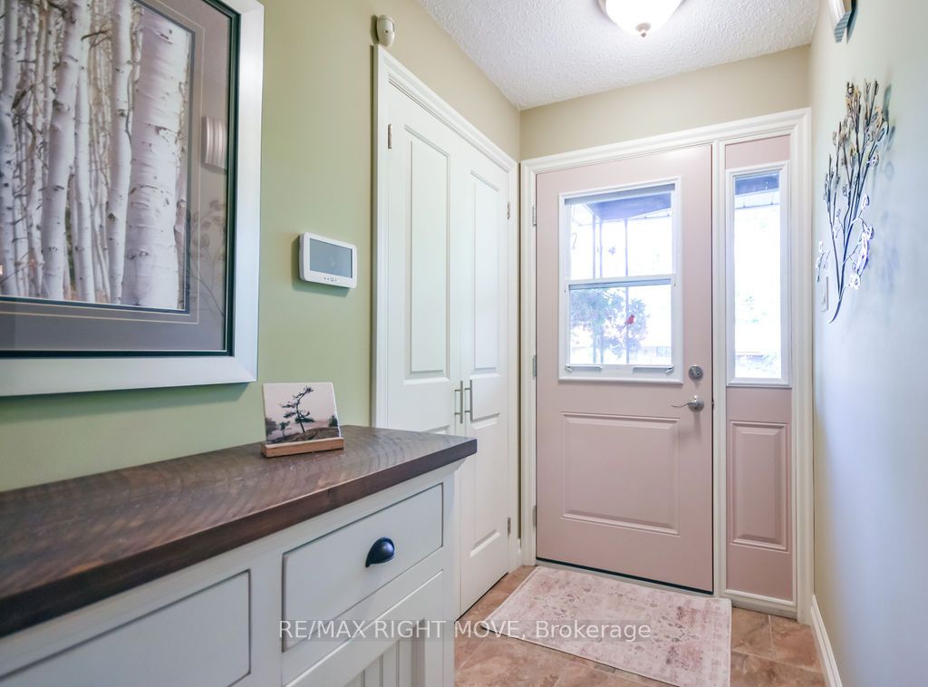 355 FAIRVIEW Drive, Gravenhurst, ON P1P 1L2 photo 4