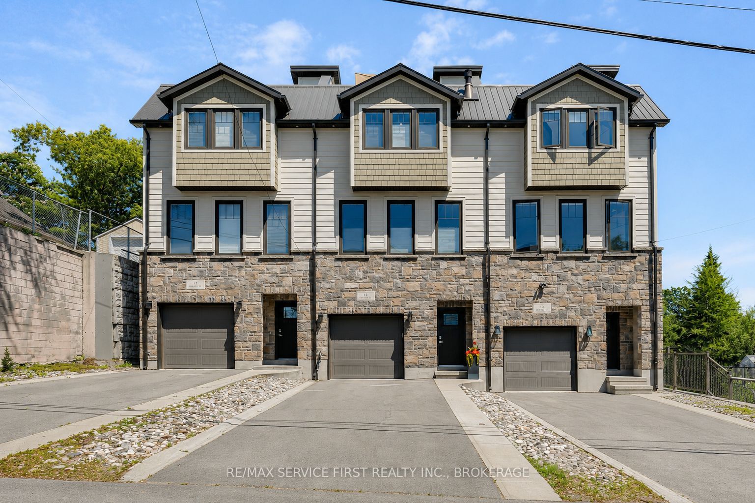 15 Grange Street, Kingston, ON K7M 2J5 photo 4
