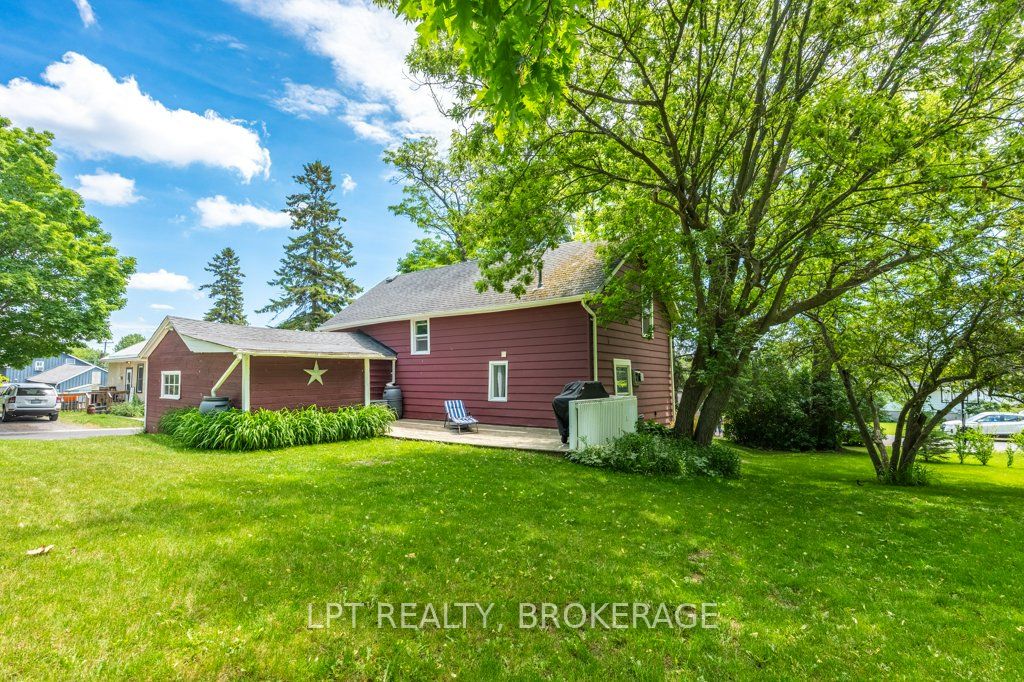 183 Second Street, Loyalist, ON K0H 1G0 photo 3