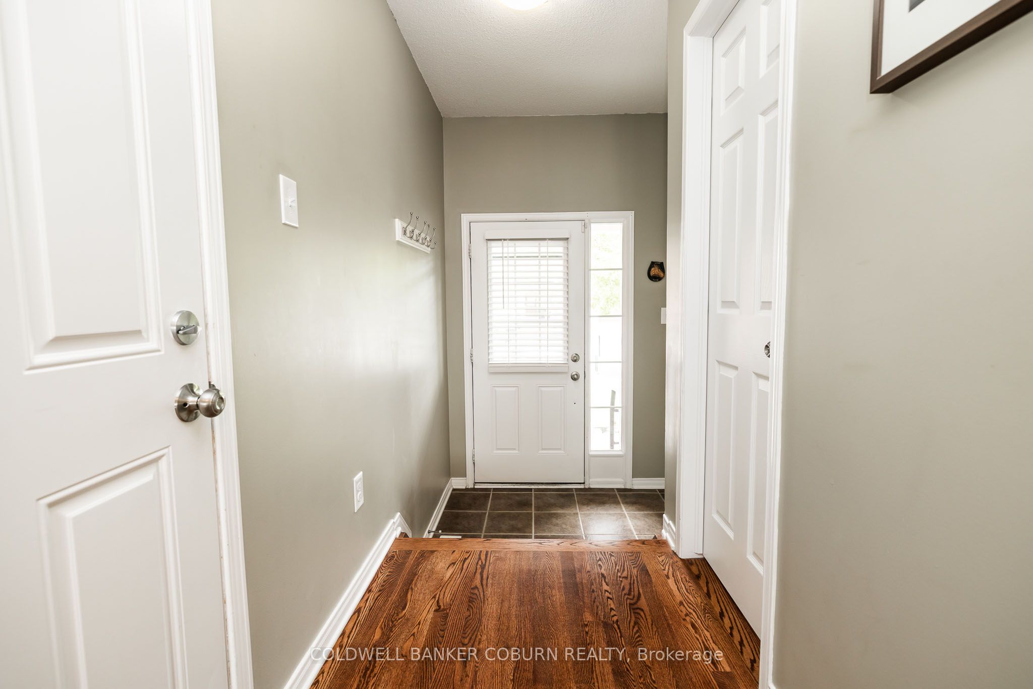 238 Arrita Street, Kanata, ON K2S 0J7 photo 4