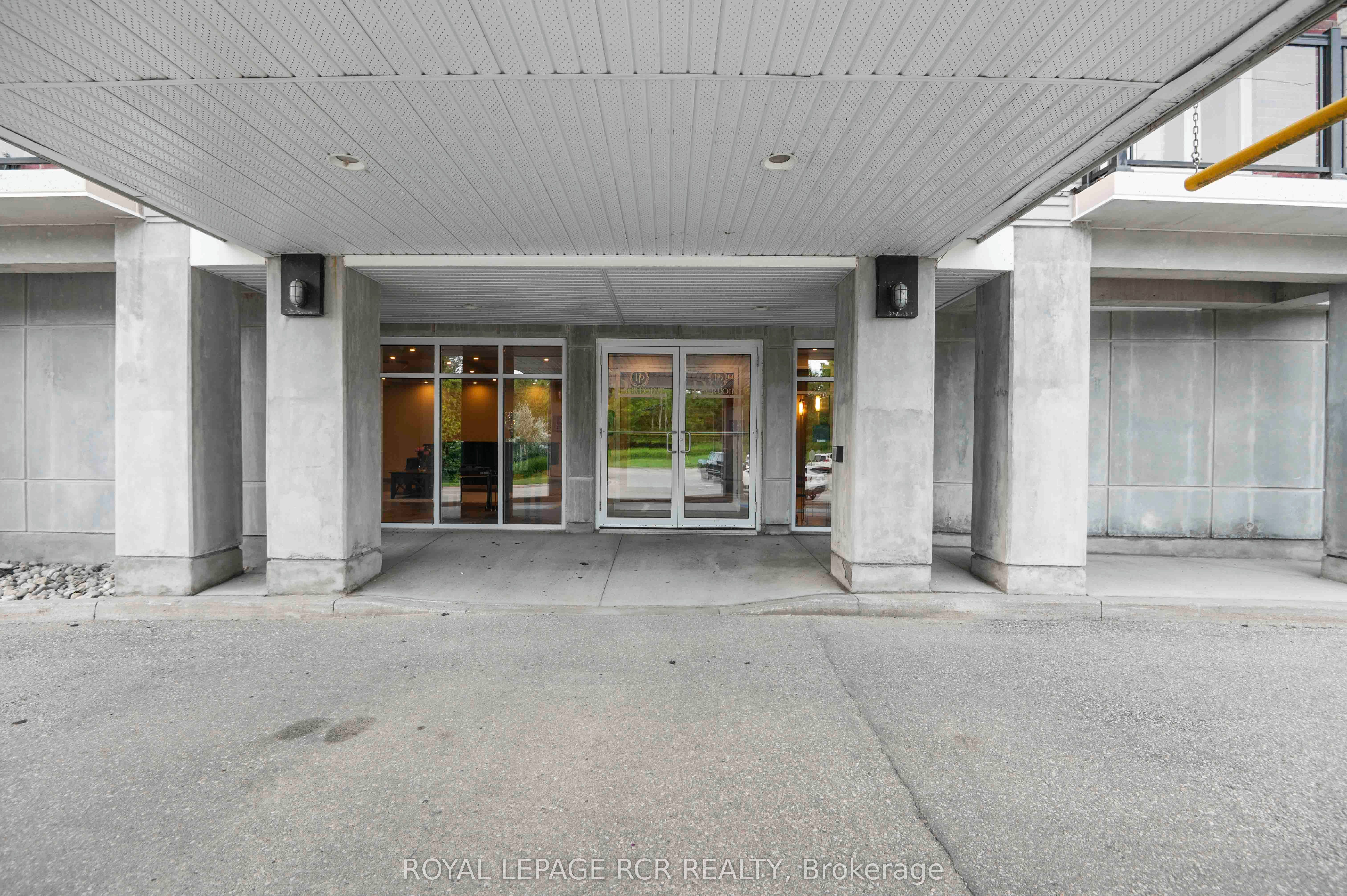 245 Scotland Street 307, Centre Wellington, ON N1M 0B5 photo 2