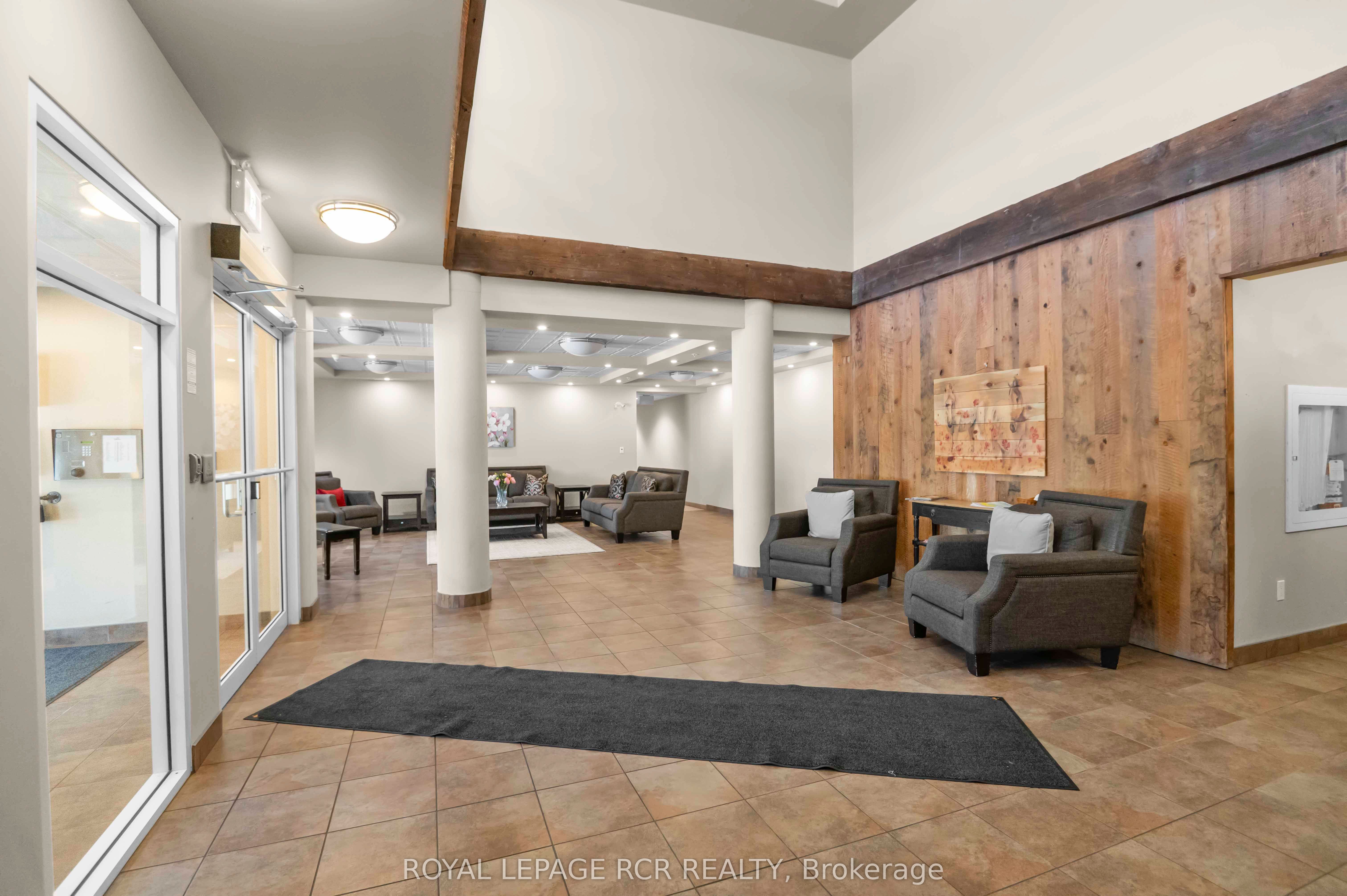 245 Scotland Street 307, Centre Wellington, ON N1M 0B5 photo 3