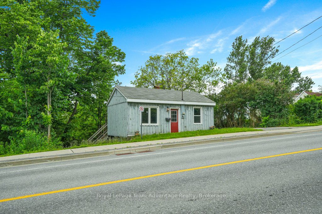 41 Emily Street, Parry Sound, ON P2A 2P6 photo 5