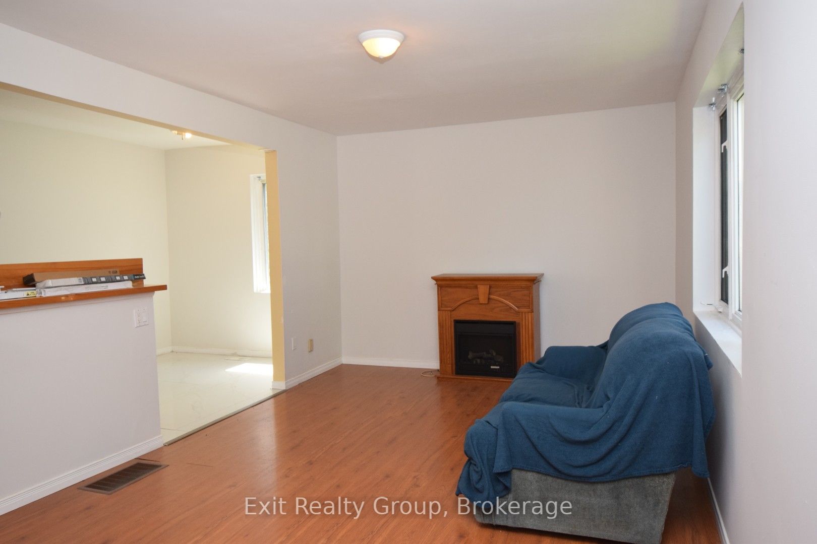 11 Flindall Street, Quinte West, ON K8V 3C9 photo 4