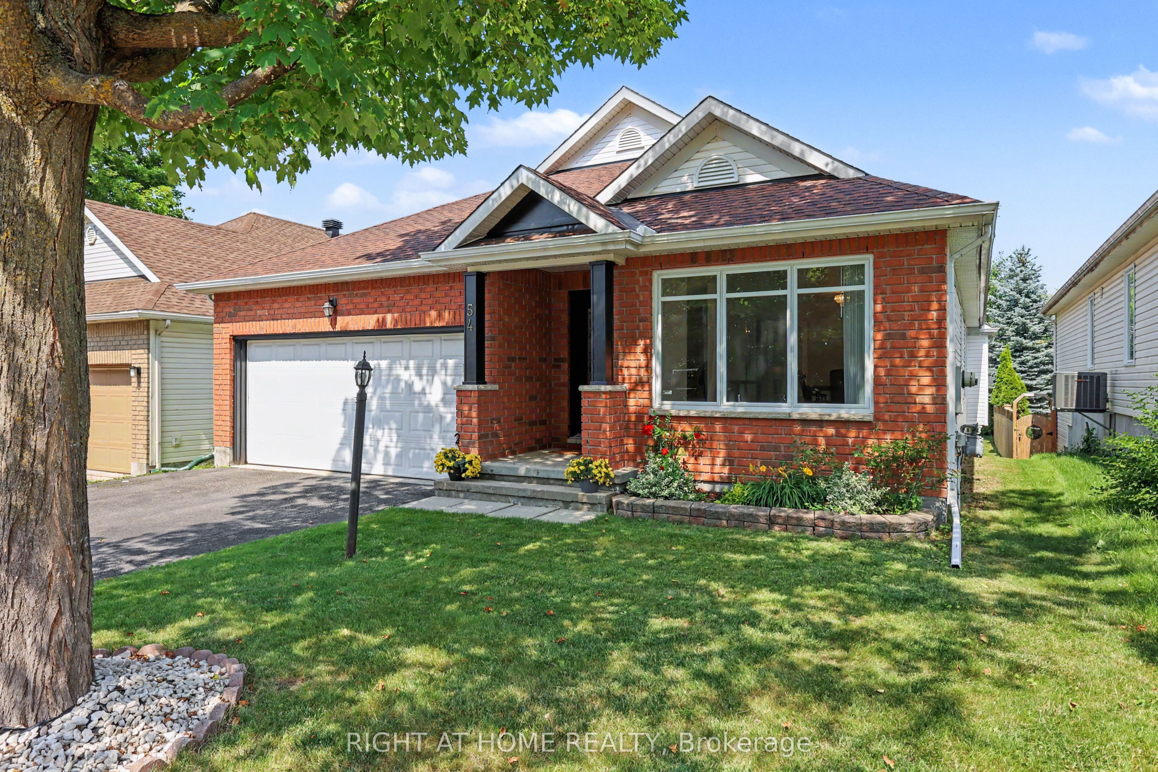 54 Fieldcrest Avenue, Barrhaven, ON K2J 4Y8 photo 3