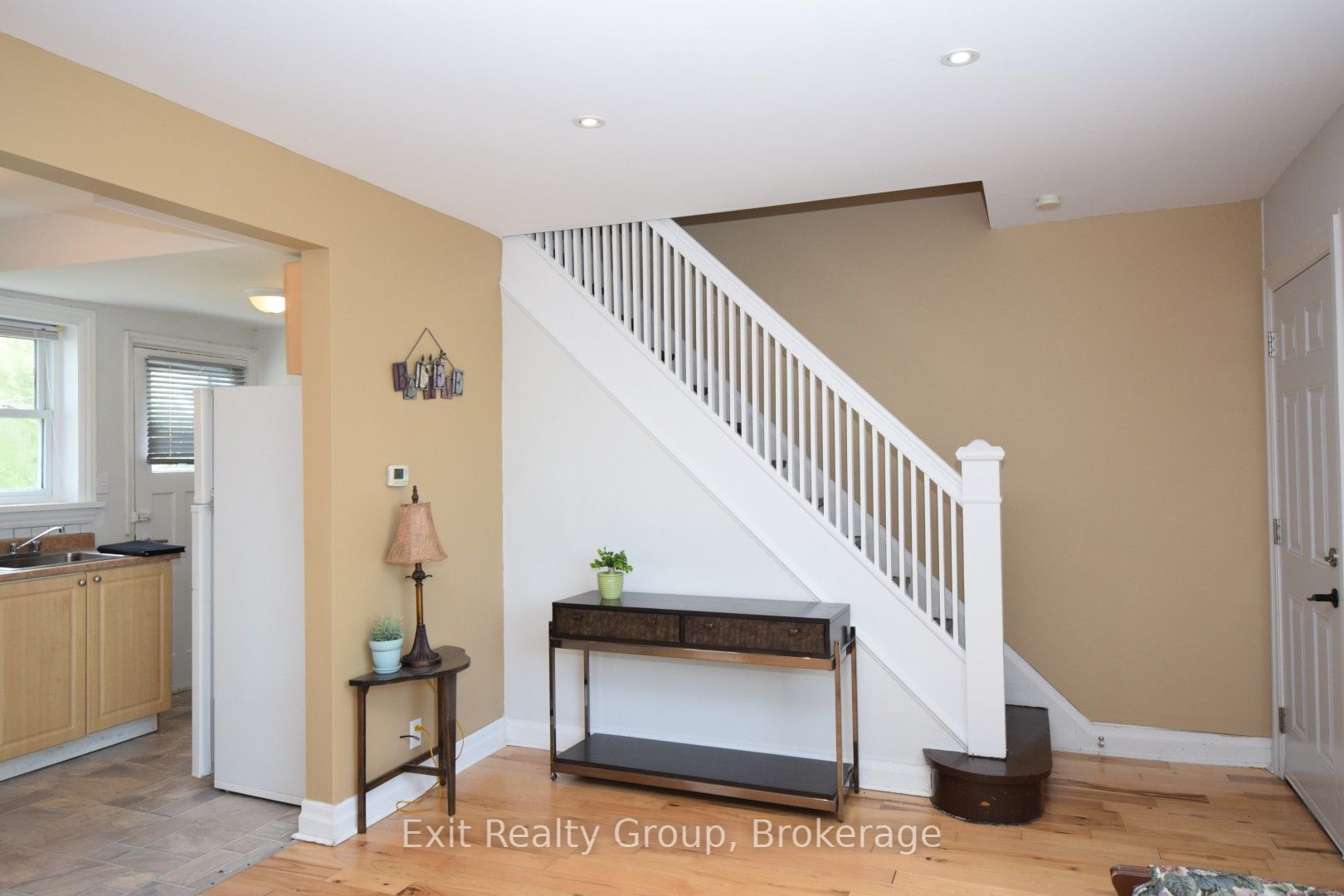 13 Flindall Street, Quinte West, ON K8V 3C9 photo 3