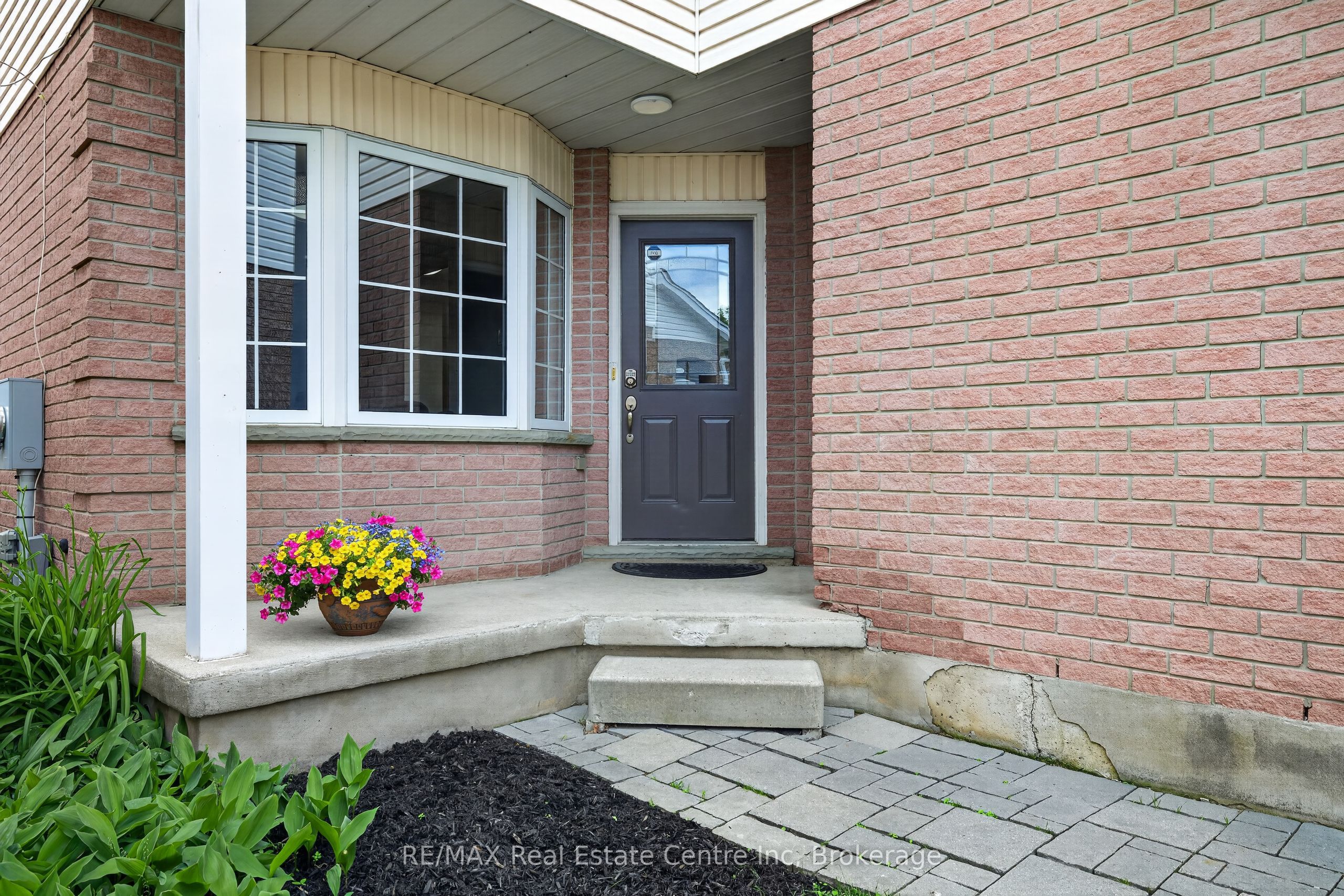 47 Marisa Street, Kitchener, ON N2K 3V8 photo 5
