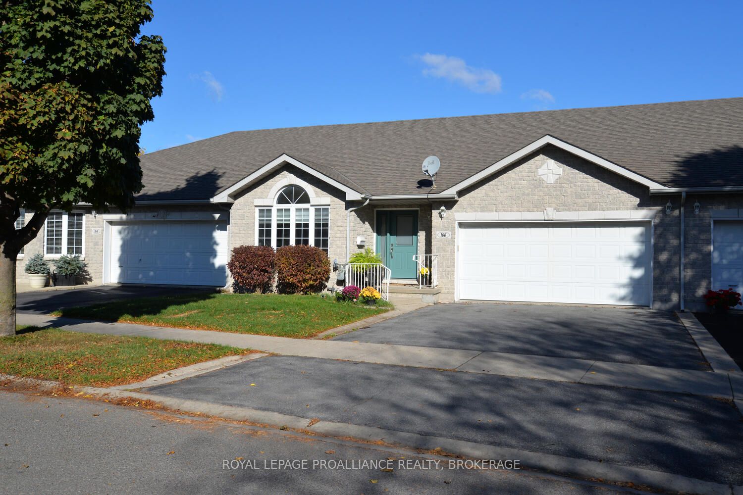 166 Ellesmeer Avenue, Kingston, ON K7P 3H6 photo 3