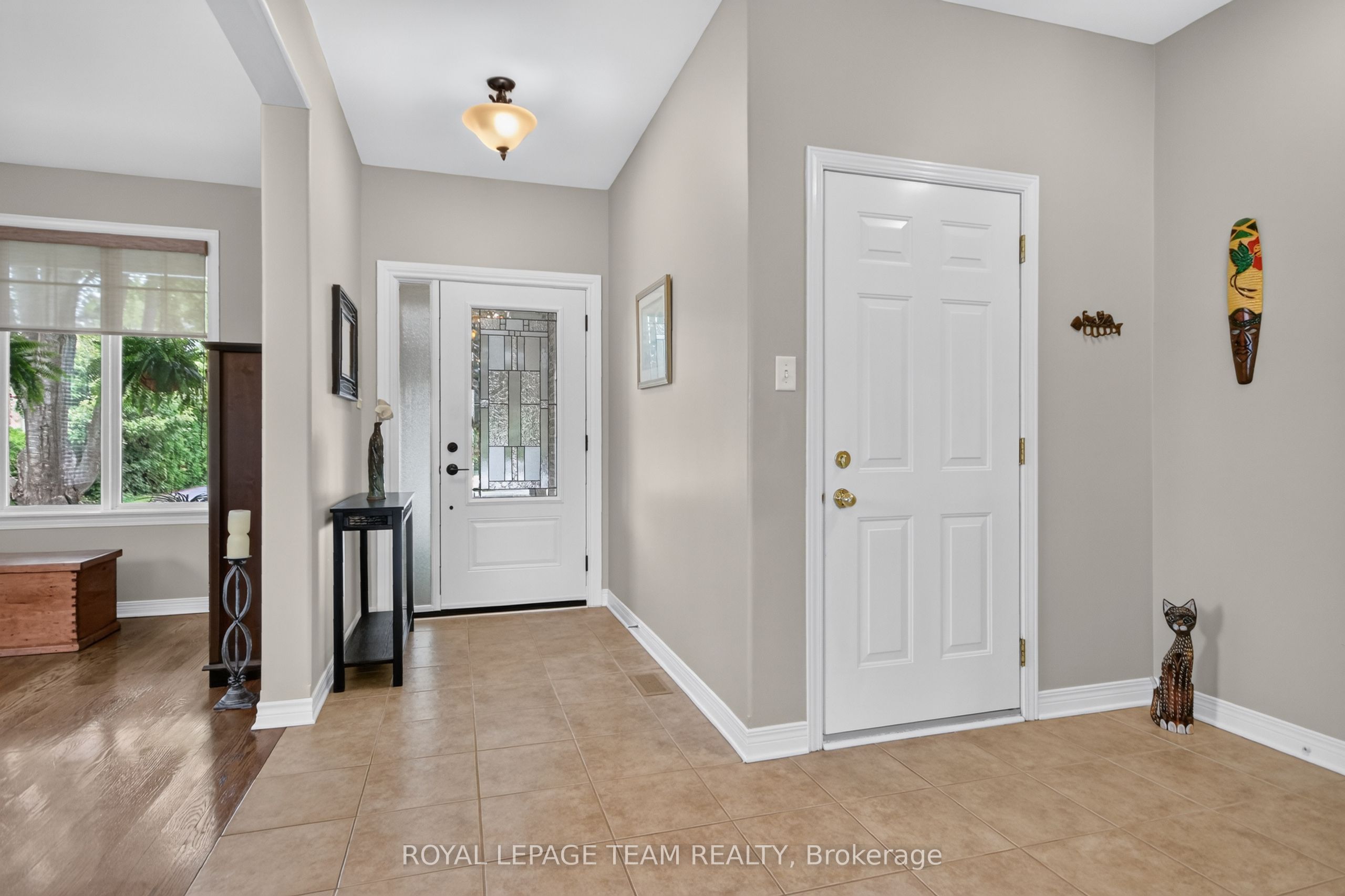 6293 OTTAWA Street W, Stittsville - Munster - Richmond, ON K0A 2Z0 photo 3