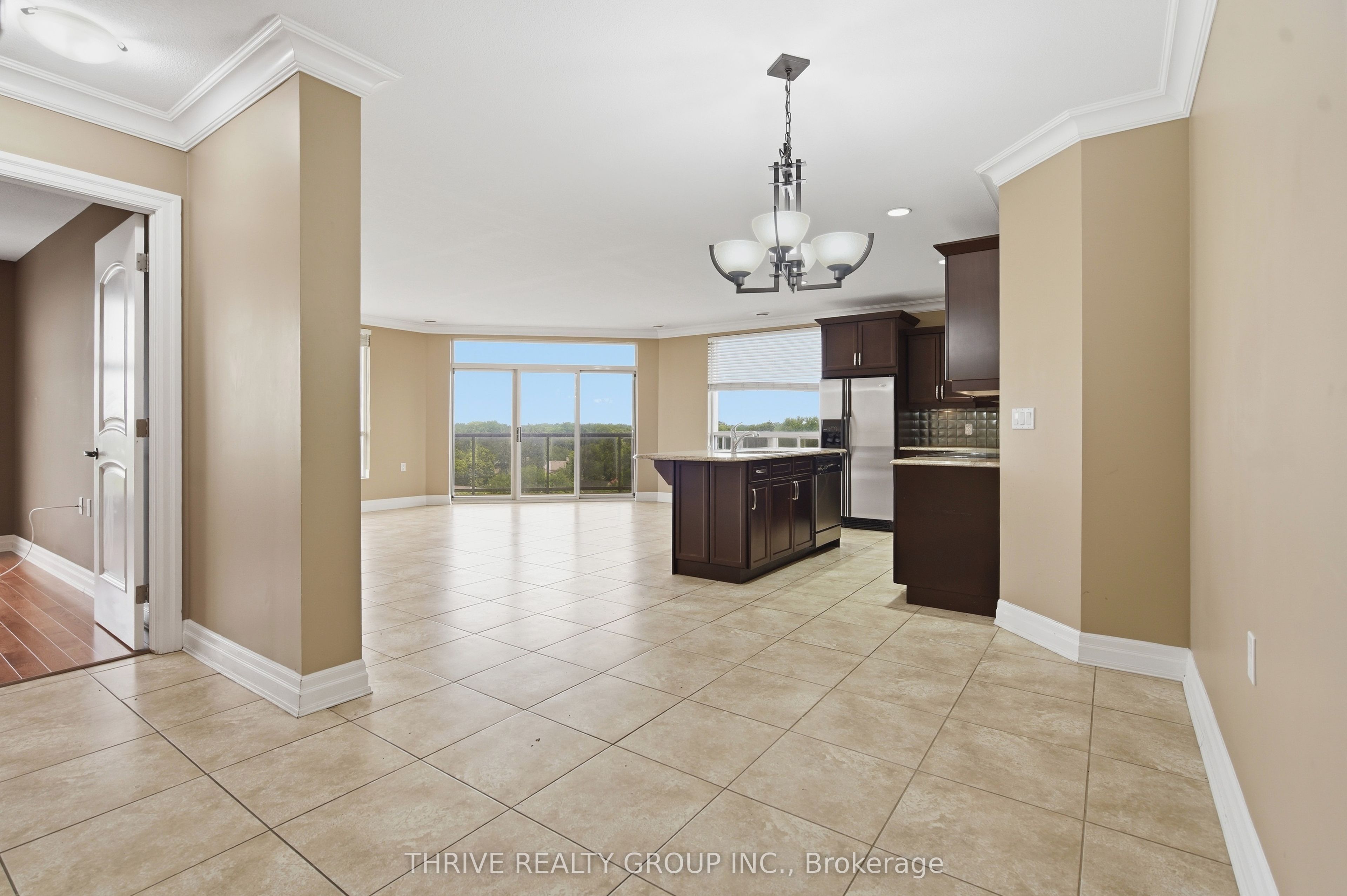 250 Pall Mall Street 802, London East, ON N6A 6K3 photo 3