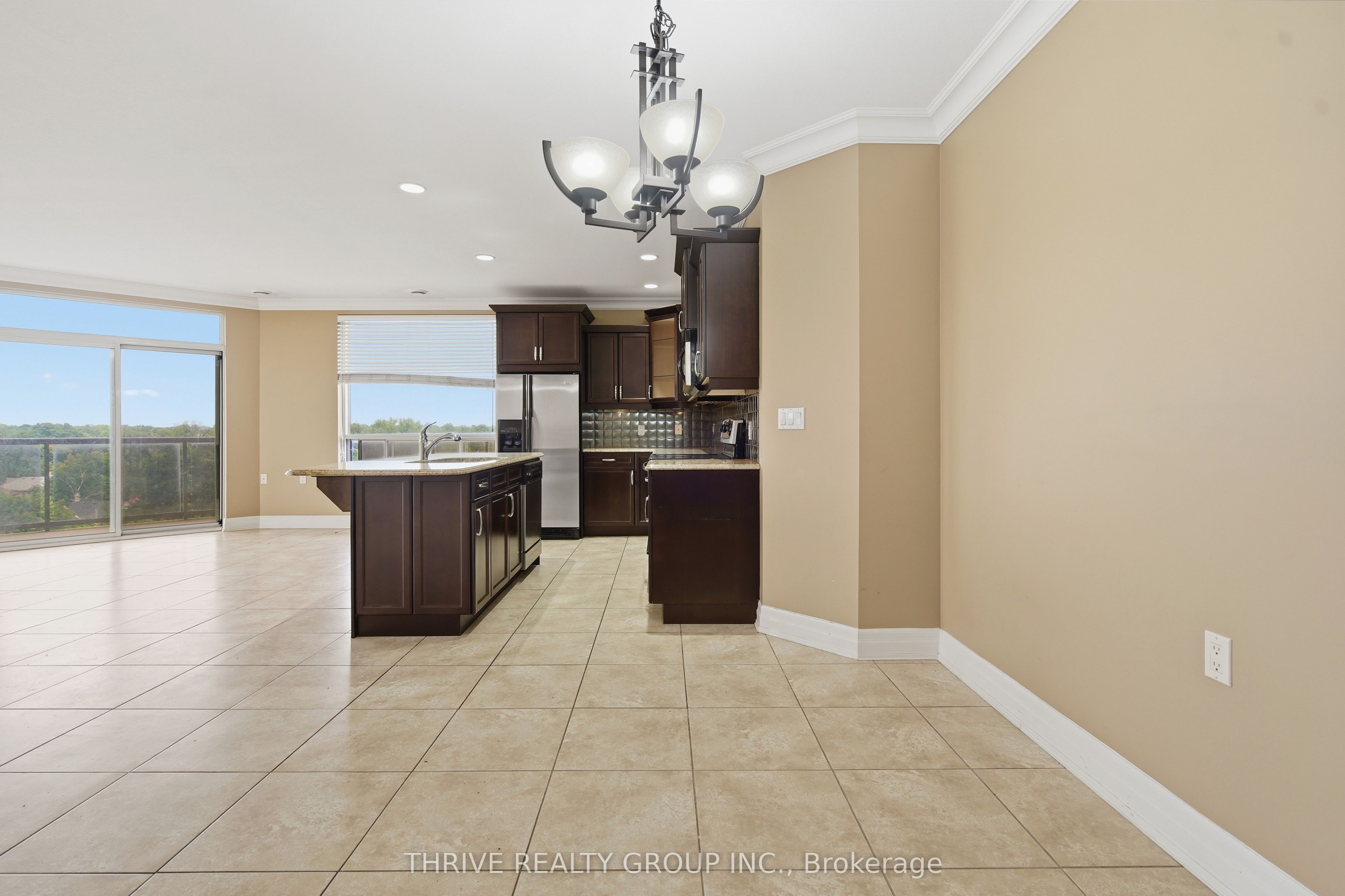 250 Pall Mall Street 802, London East, ON N6A 6K3 photo 4