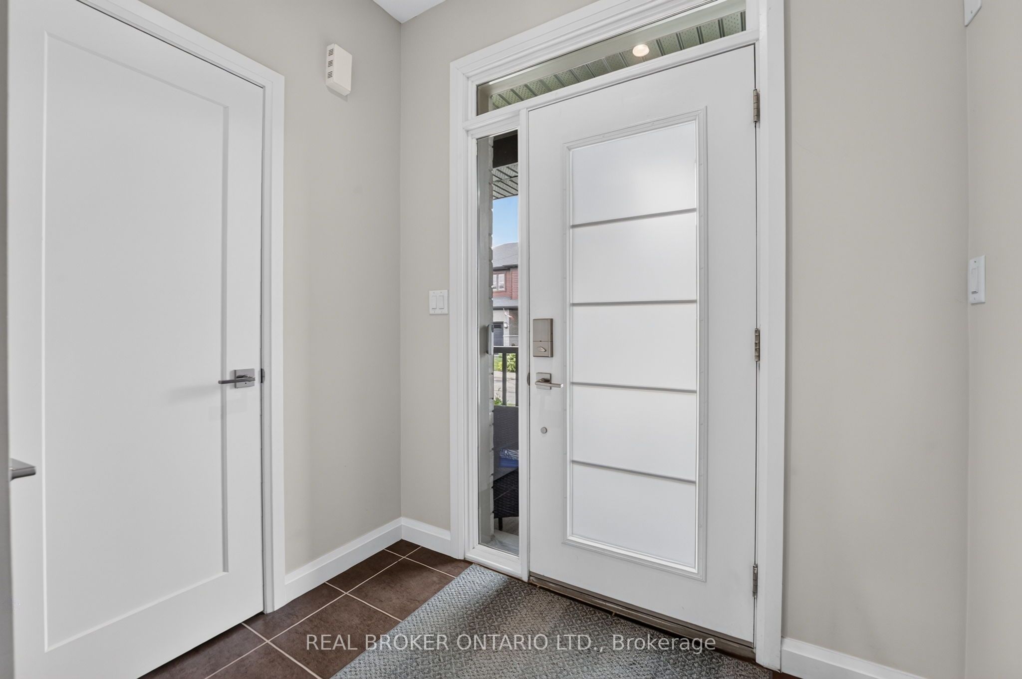 14 Harley Lane, Hamilton, ON L9G 0G5 photo 3