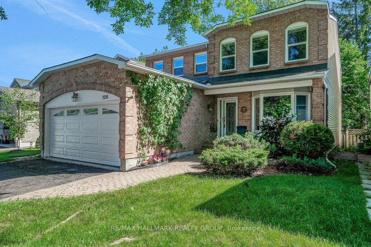 126 Dossetter Way, Hunt Club - South Keys and Area, ON K1G 4S5