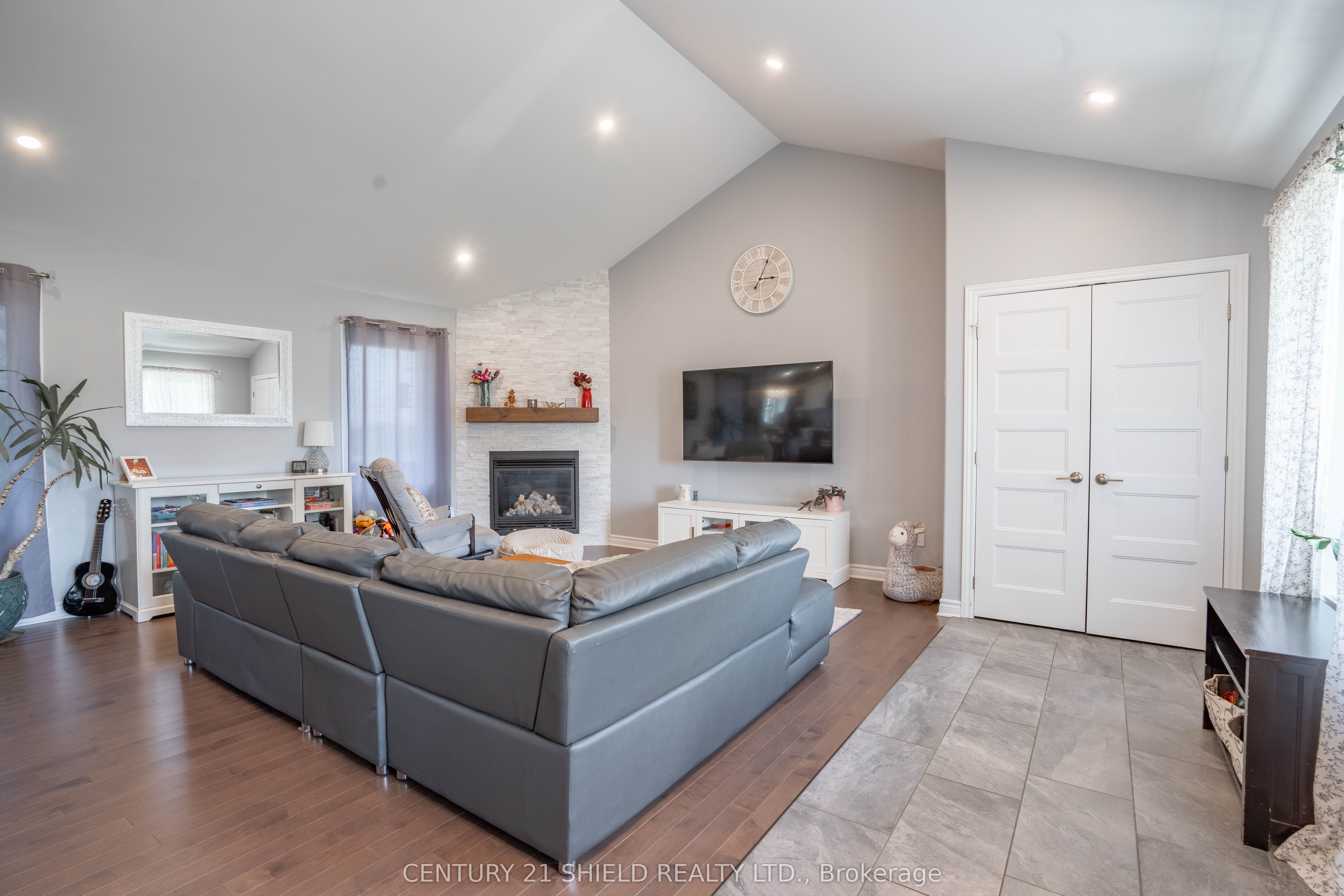 85 Jim Brownell Boulevard, South Stormont, ON K0C 1P0 photo 4
