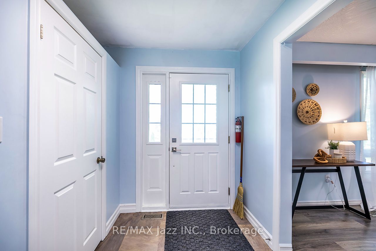 3075 Zion Road, Port Hope, ON L1A 3V7 photo 4