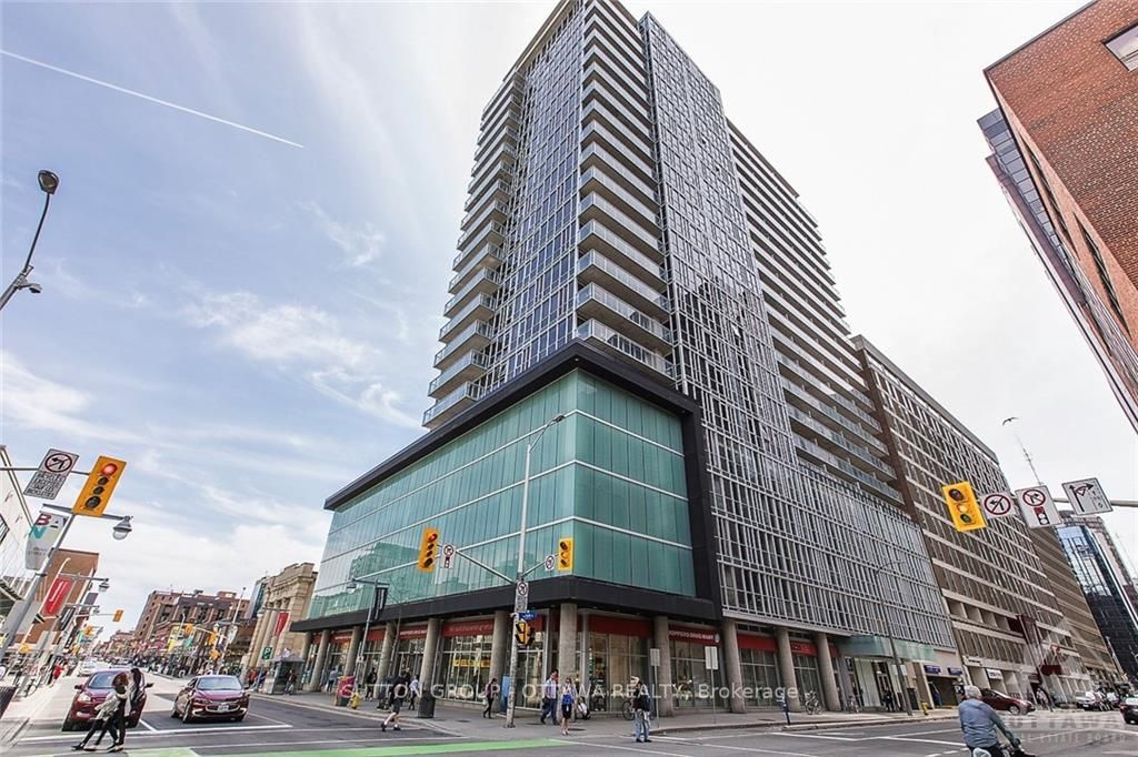 324 Laurier Avenue W 1404, Ottawa Centre, ON K1P 0A4