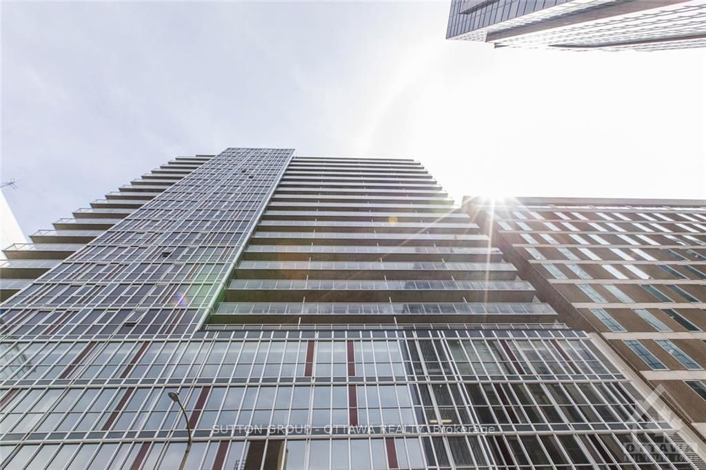 324 Laurier Avenue W 1404, Ottawa Centre, ON K1P 0A4 photo 2