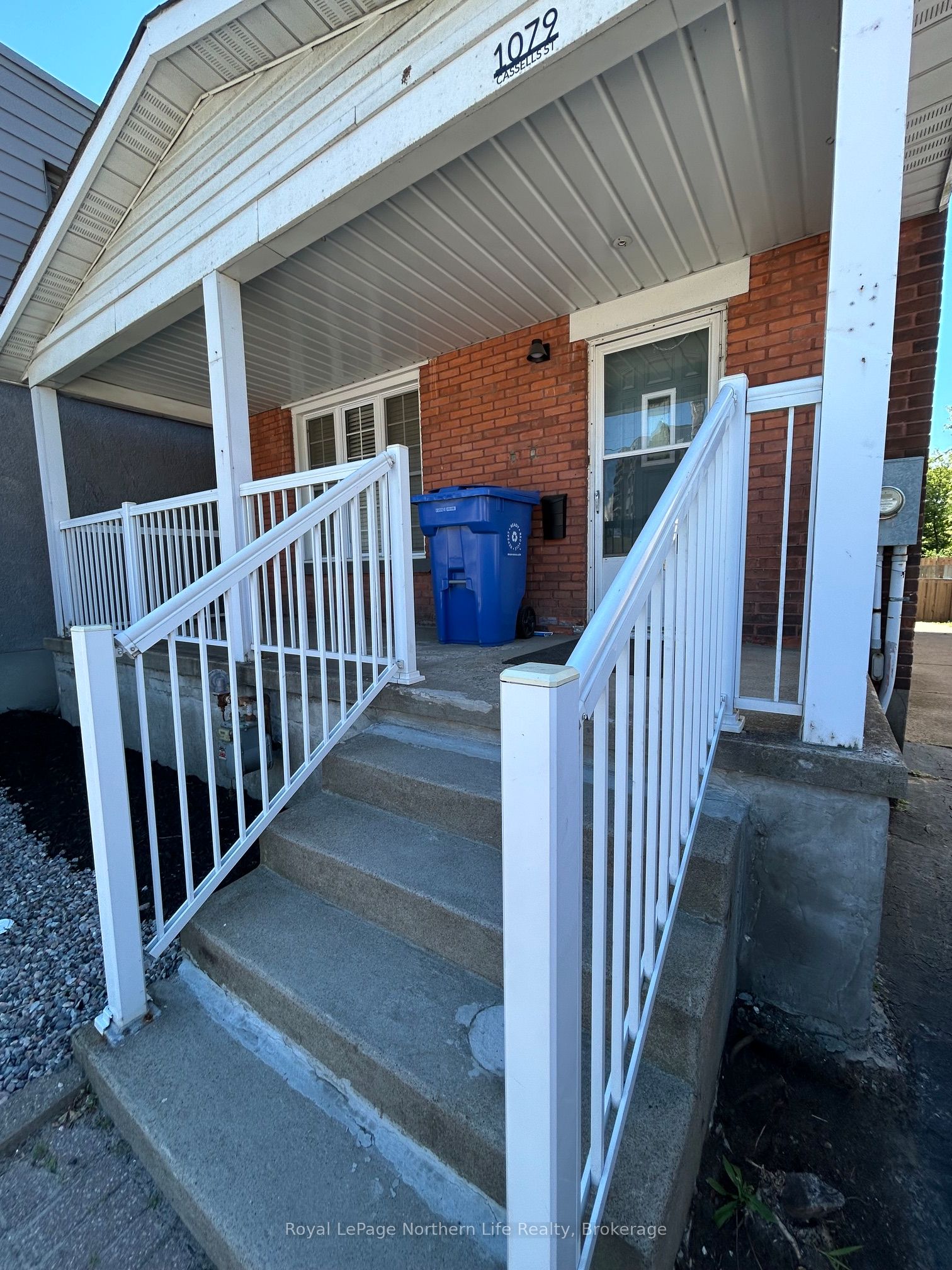 1079 Cassells Street, North Bay, ON P1B 4B1 photo 4