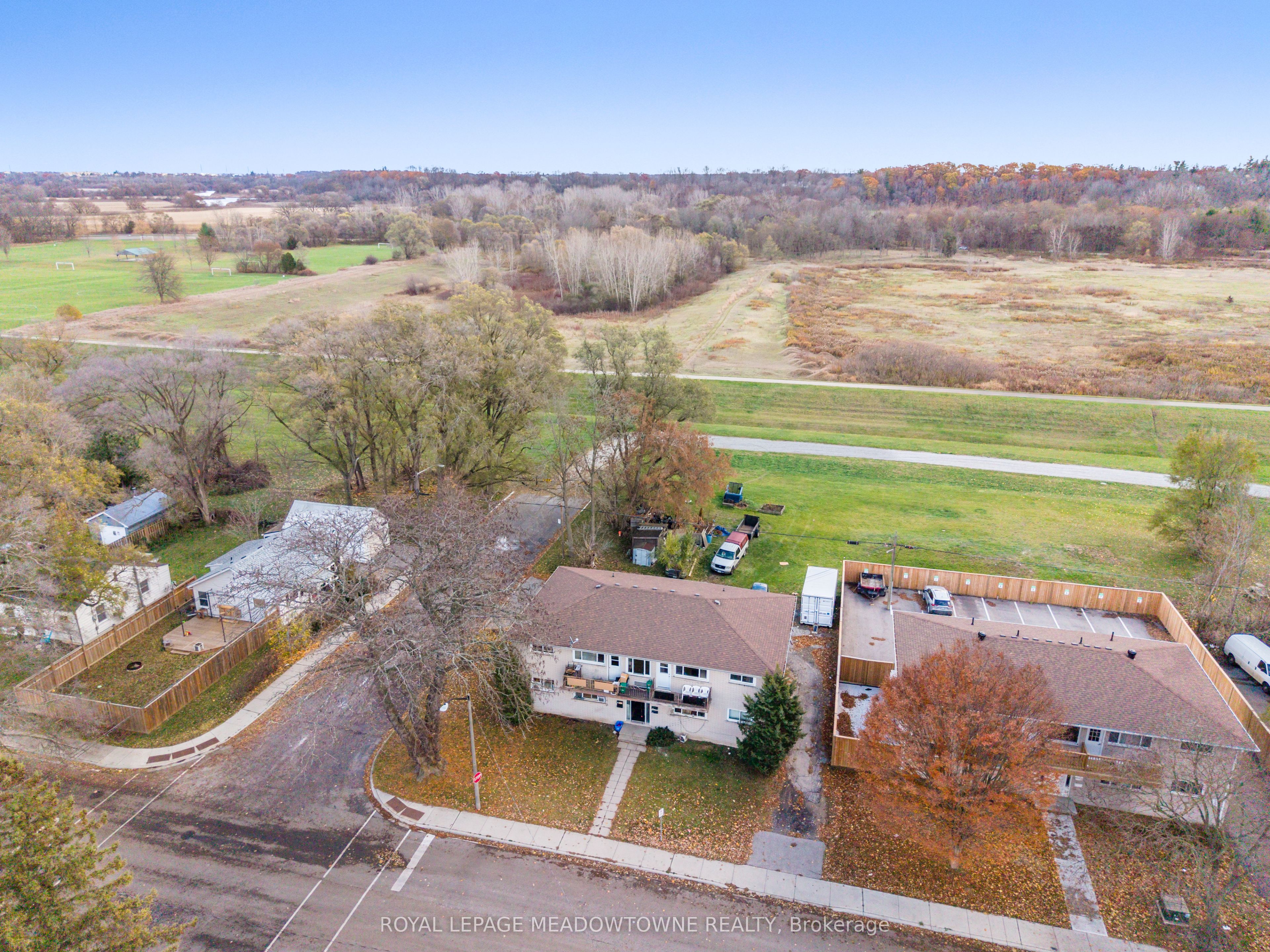 94 Sixth Avenue, Brantford, ON N3S 1B2