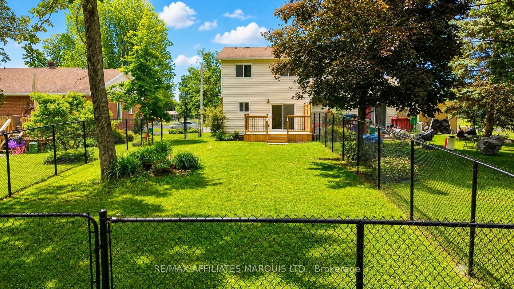 57 Farran Drive, South Stormont, ON K0C 1M0 photo 2