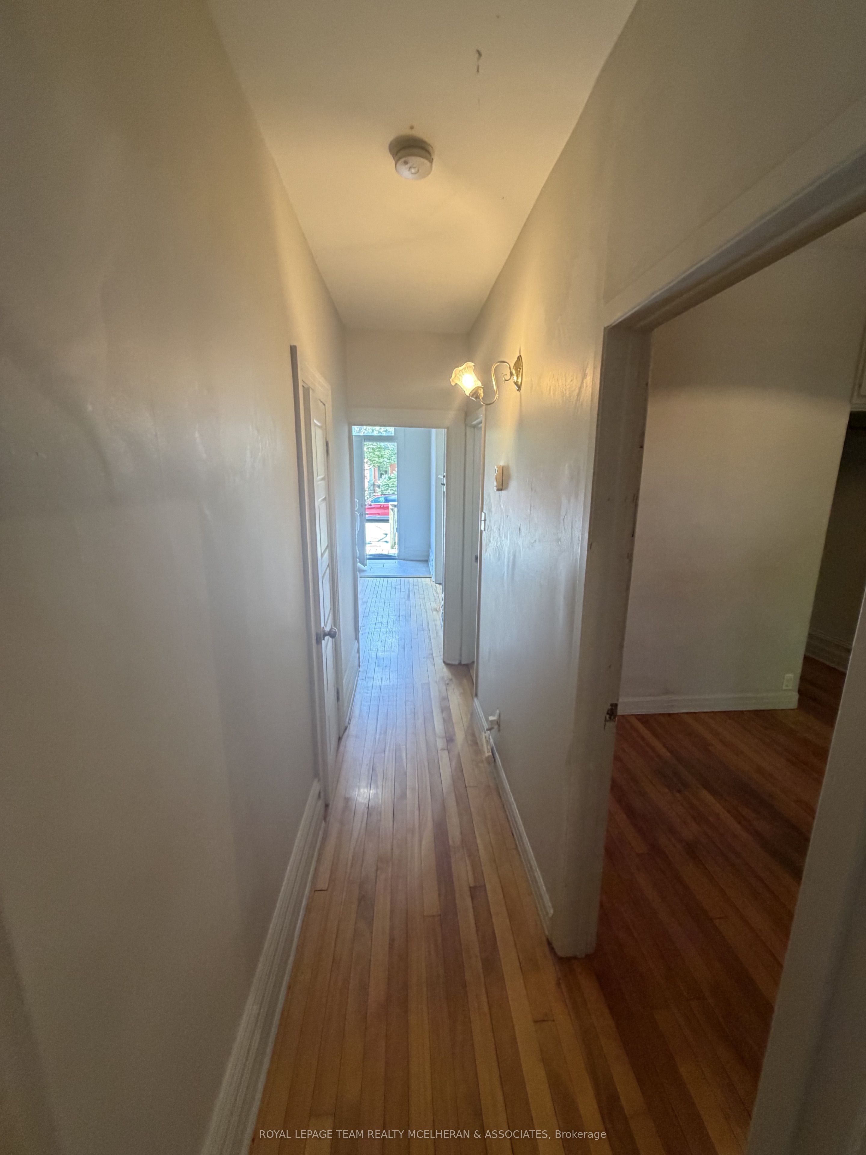 180 Second Avenue, Glebe - Ottawa East and Area, ON K1S 2H7 photo 2