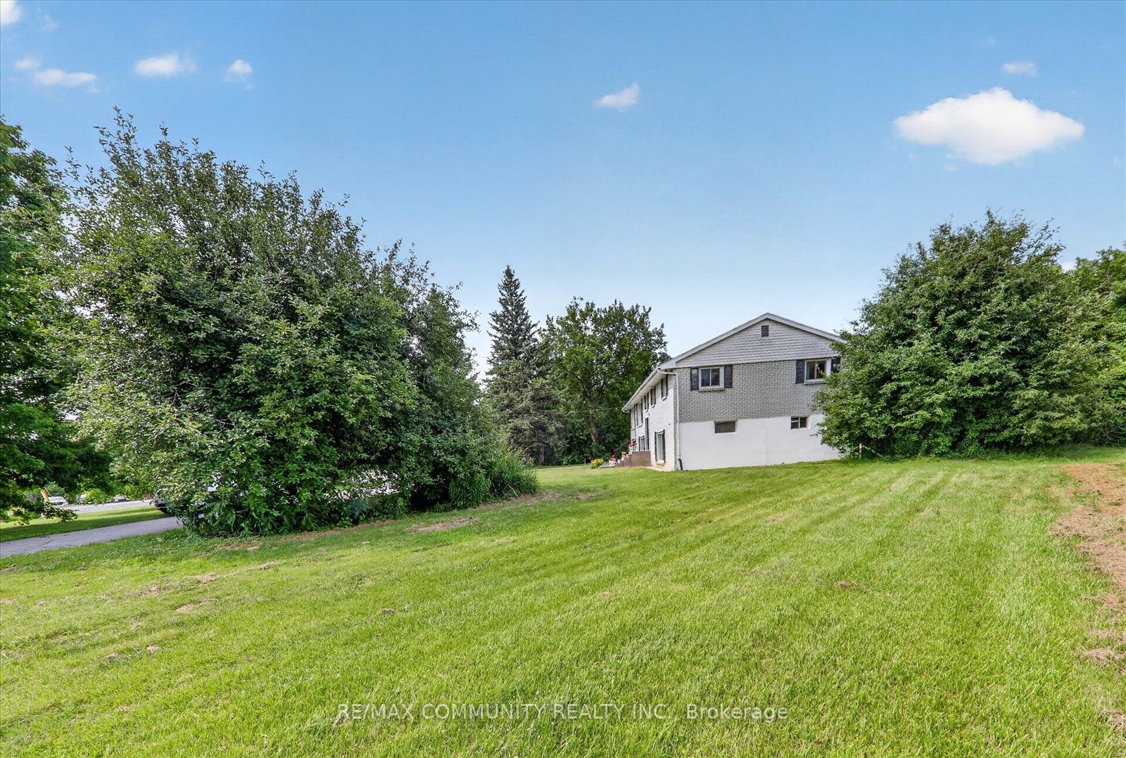 719 Old Highway 2 N/A, Quinte West, ON K8V 5P5 photo 5
