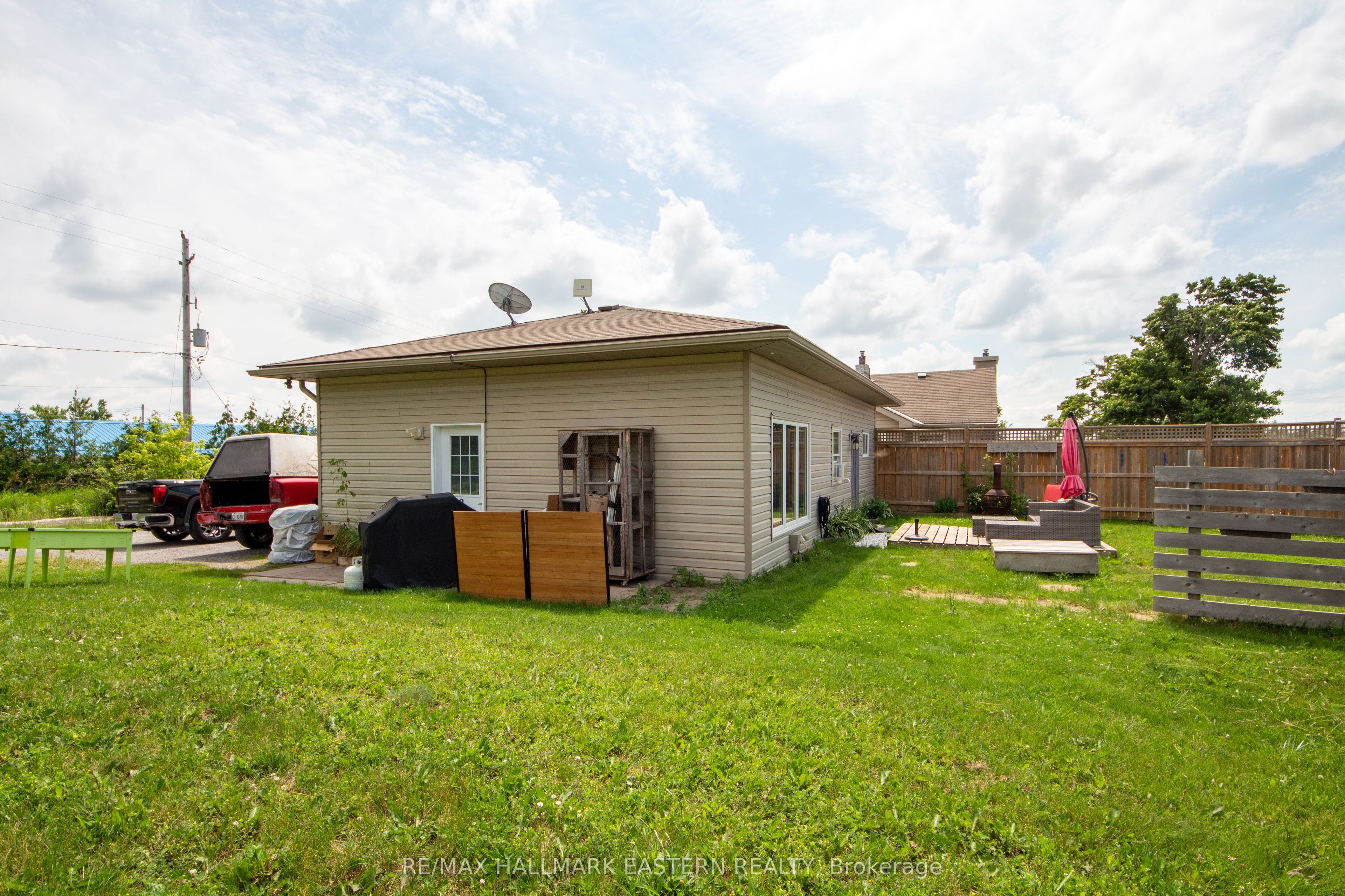 1624 Chemong Road, Selwyn, ON K9J 6X2 photo 4