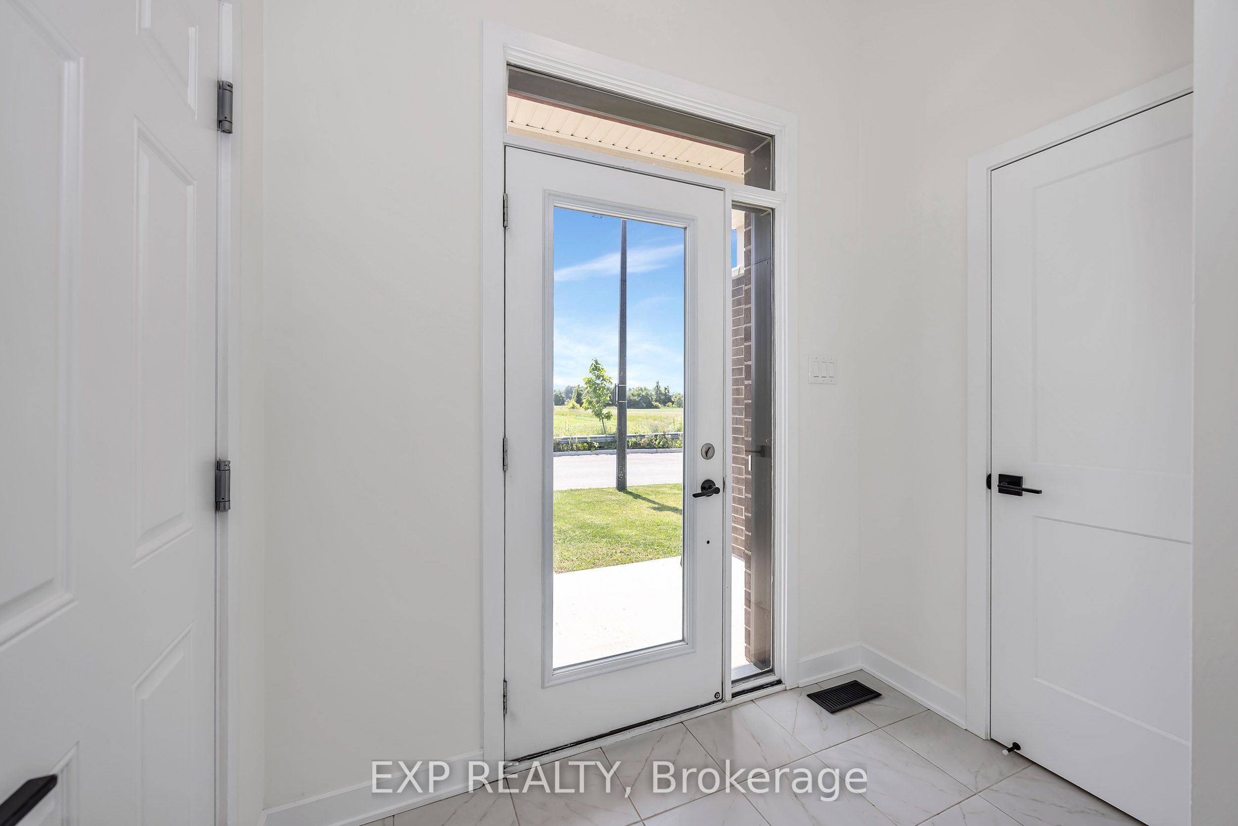 155 YEARLING Circle, Stittsville - Munster - Richmond, ON K0A 2Z0 photo 5
