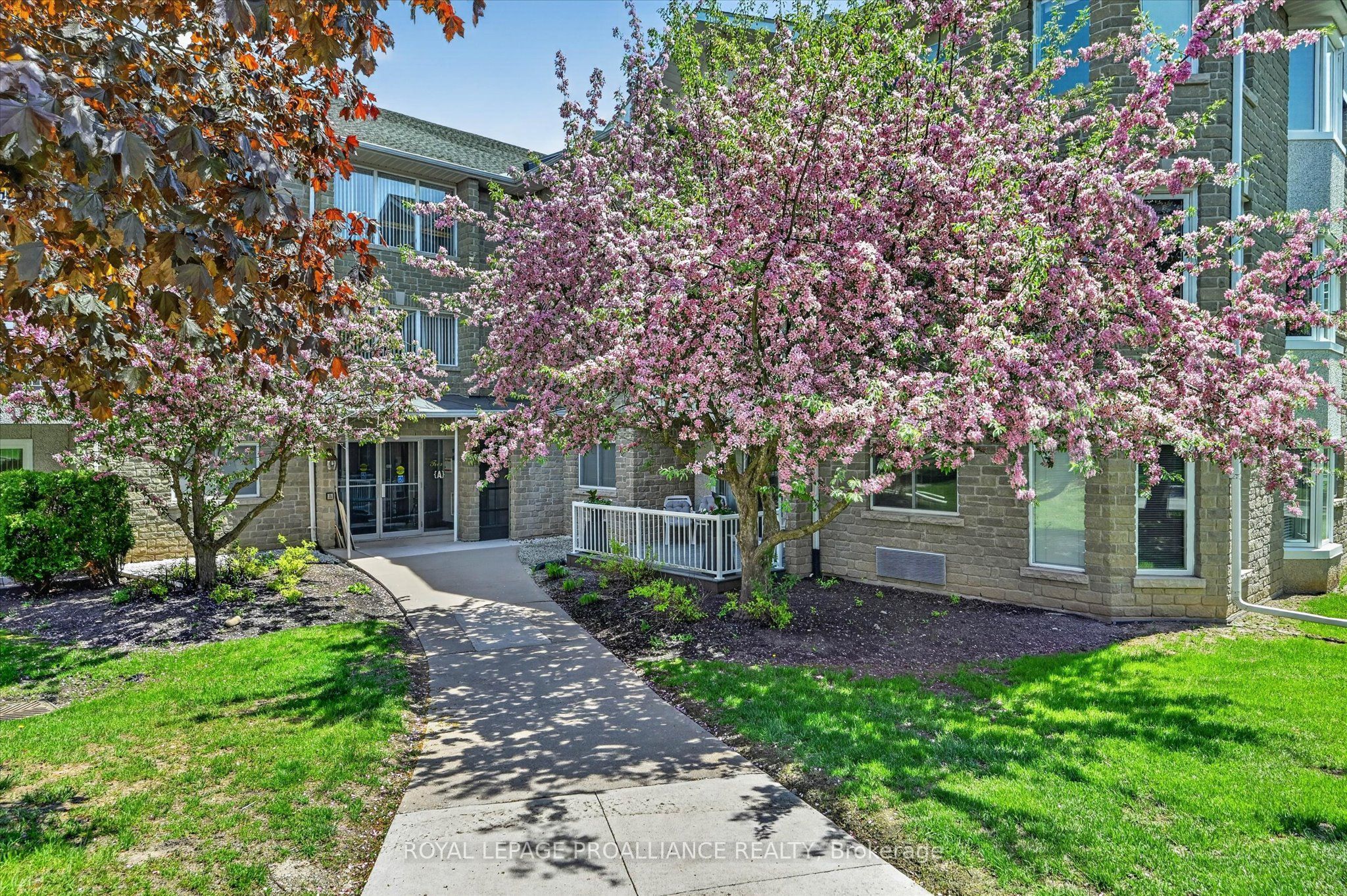 1099 Clonsilla Avenue 312A, Peterborough, ON K9J 8L8 photo 5