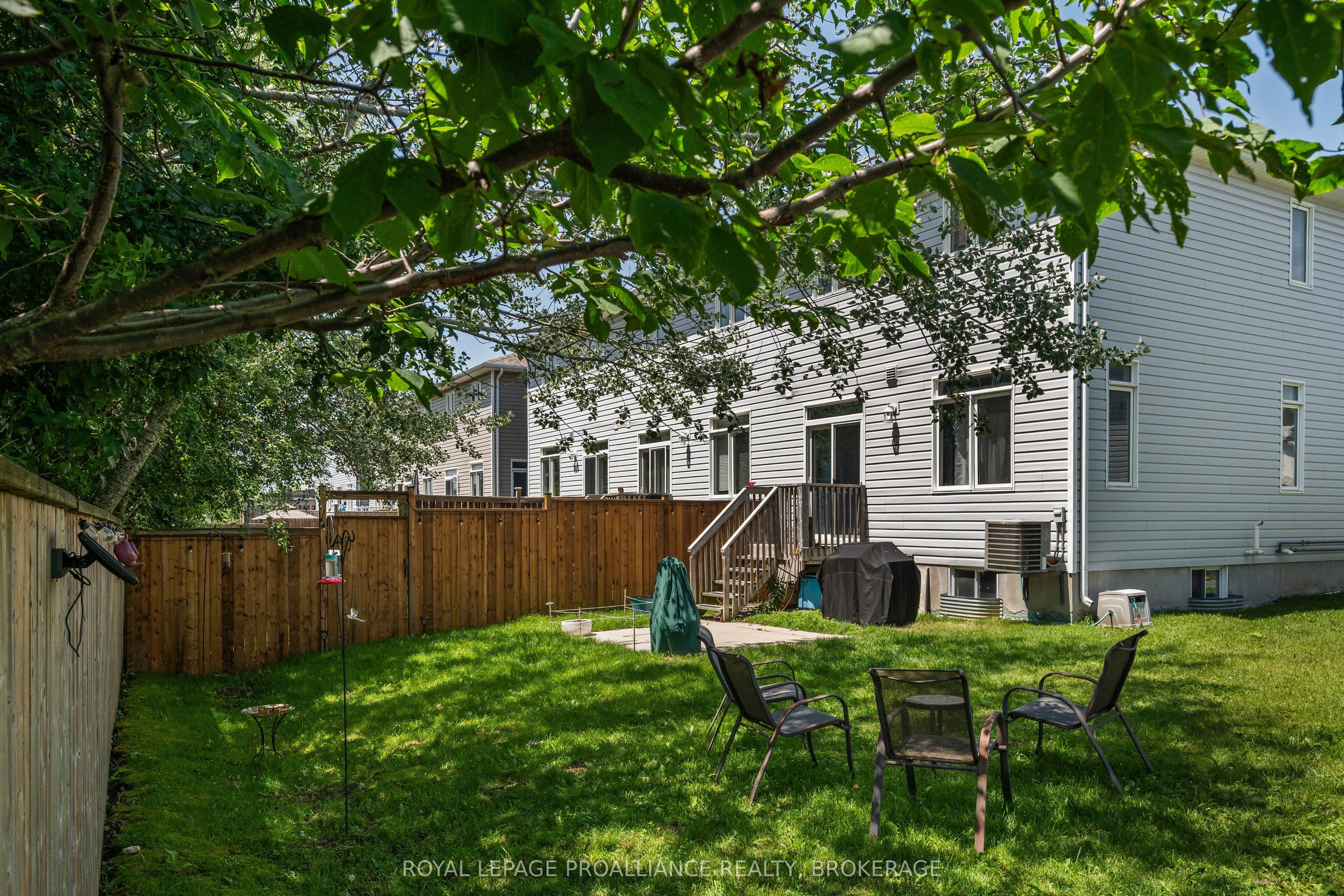 925 Blossom Street, Kingston, ON K7P 0N2 photo 5