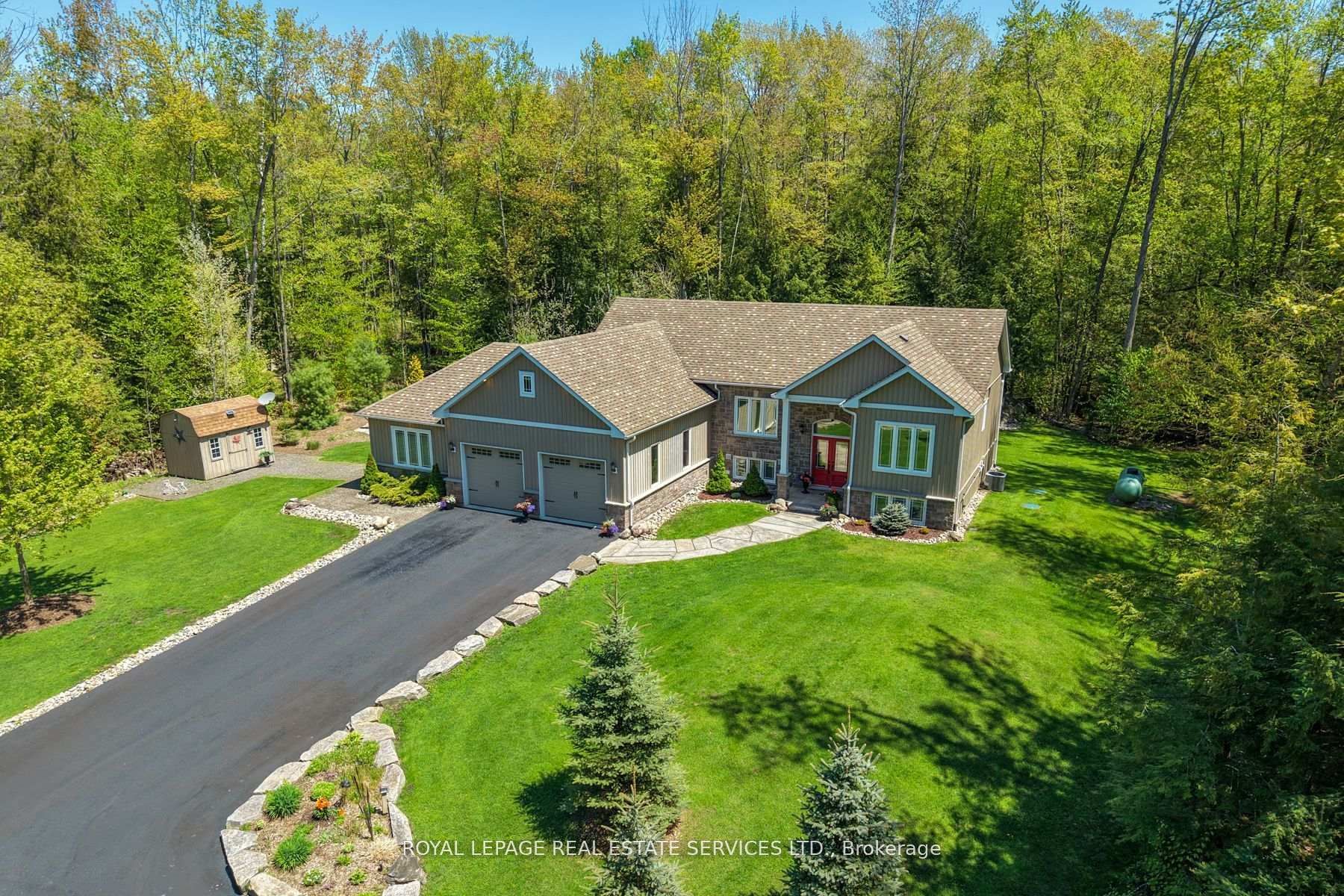 1045 Tower Crescent, Gravenhurst, ON P0E 1G0 photo 2