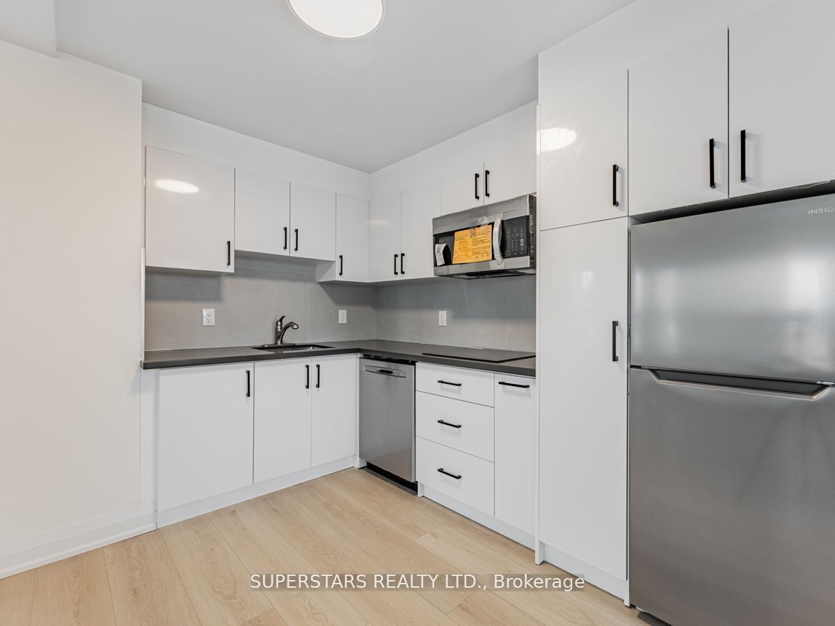 36 Lindsay Street S #2, Kawartha Lakes, ON K9V 2L8