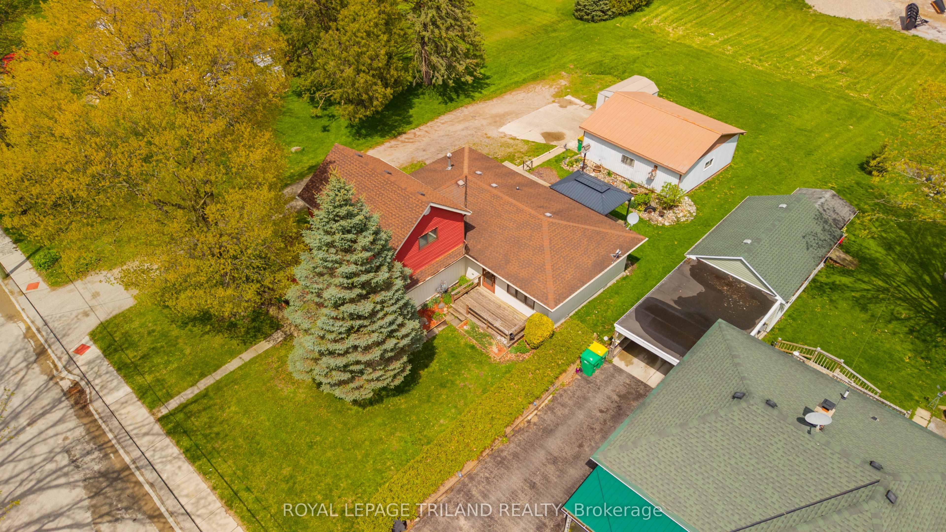 64 Wellington Avenue, Southwest Middlesex, ON N0L 1A0 photo 4