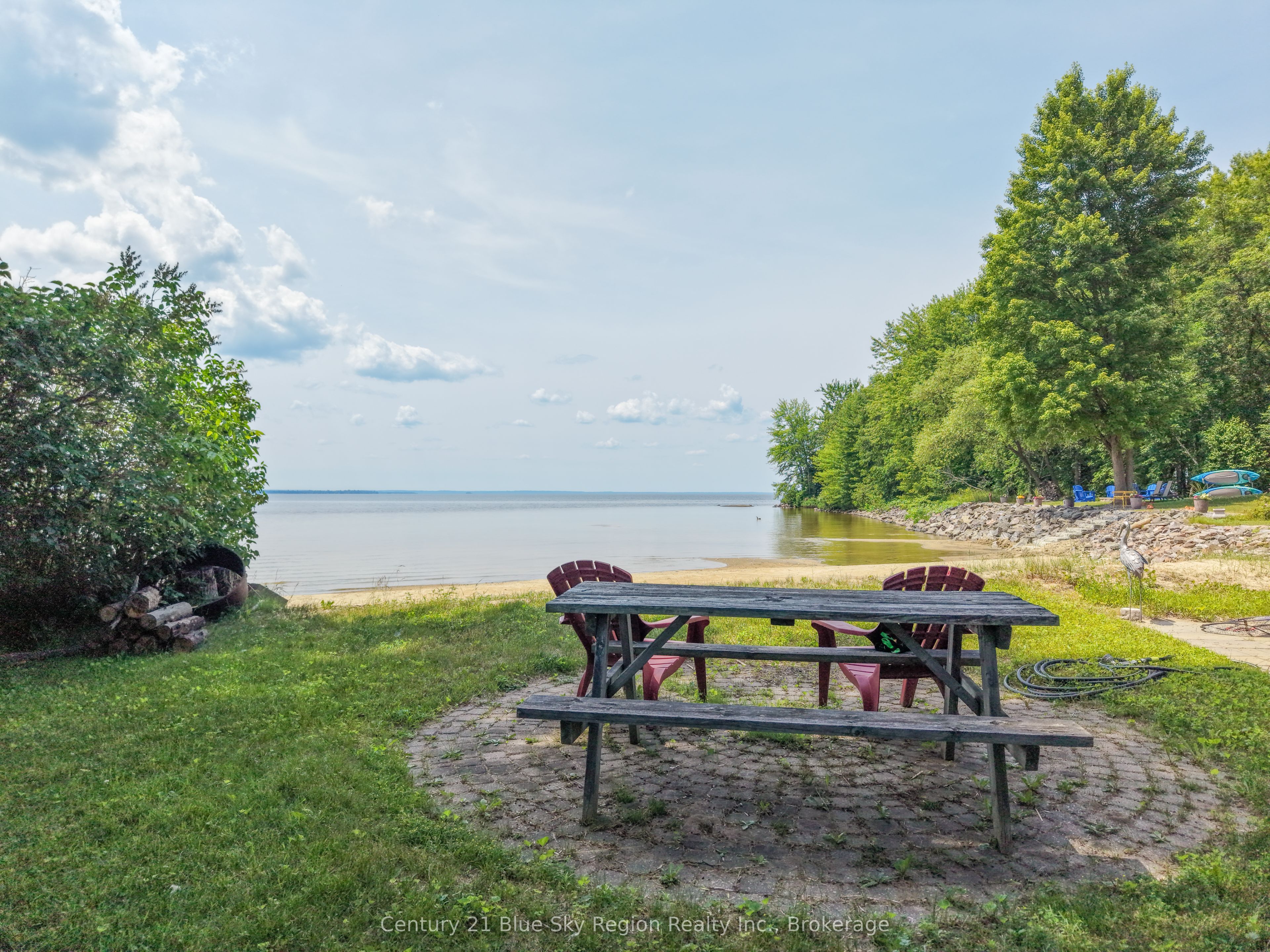 1151 Premier Road, North Bay, ON P1A 2H5 photo 4