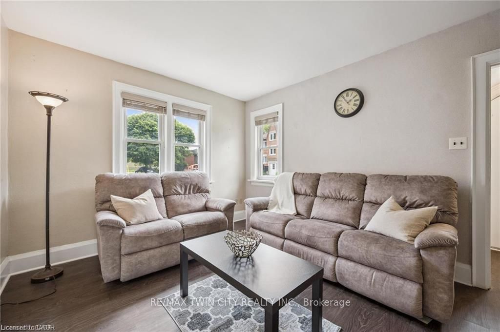 148 Waterloo Street, Waterloo, ON N2J 1Y2 photo 4