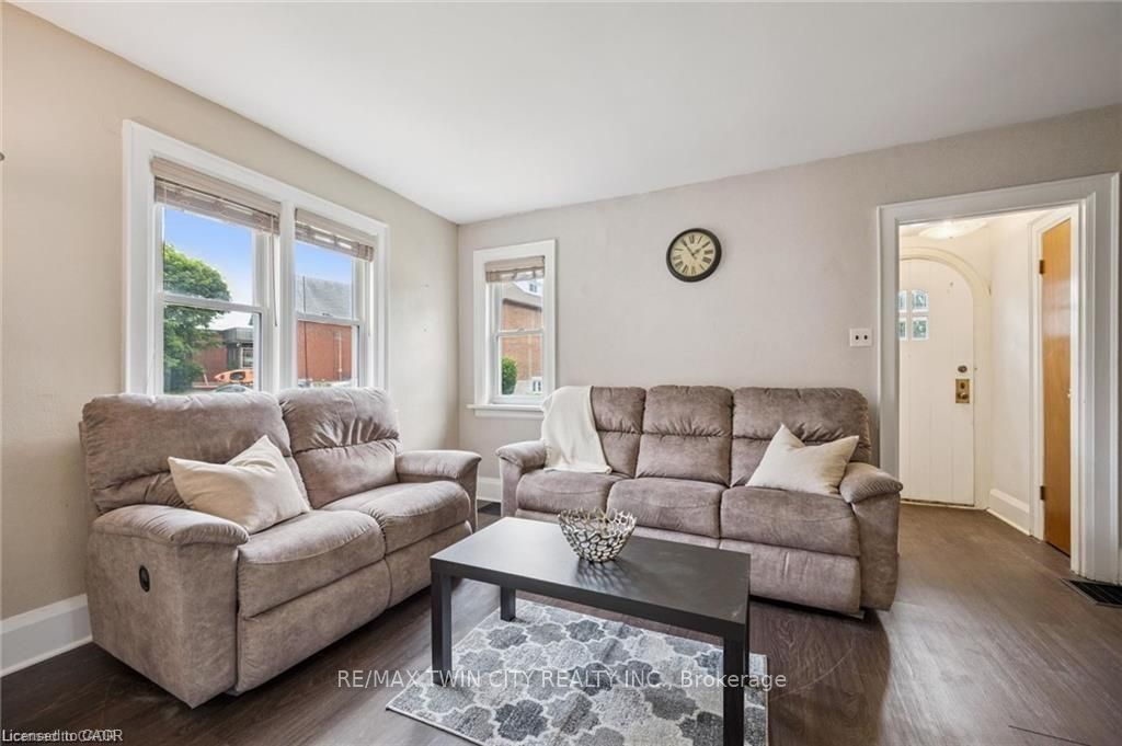 148 Waterloo Street, Waterloo, ON N2J 1Y2 photo 5