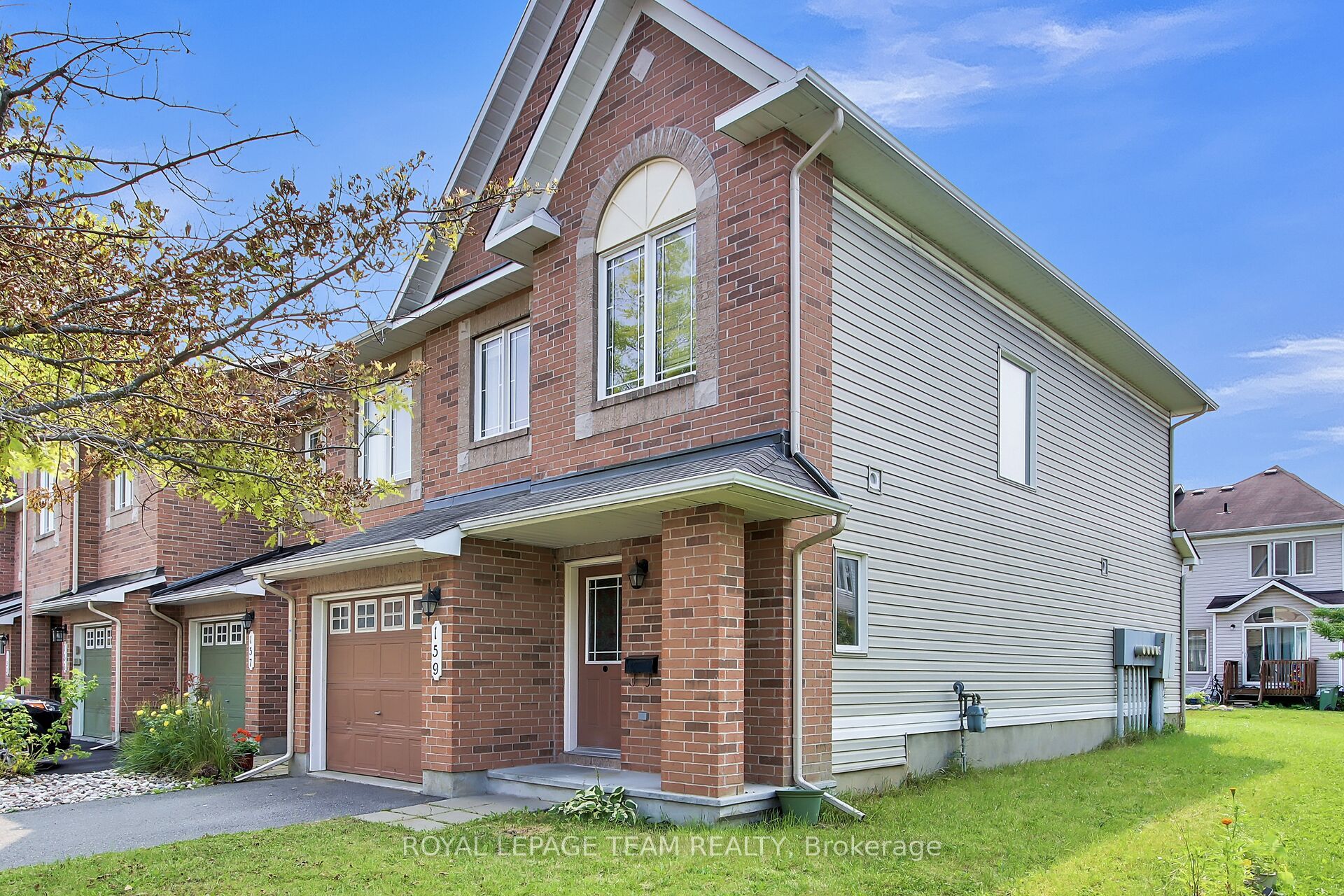 159 TACOM Circle, Barrhaven, ON K2G 4R1 photo 2